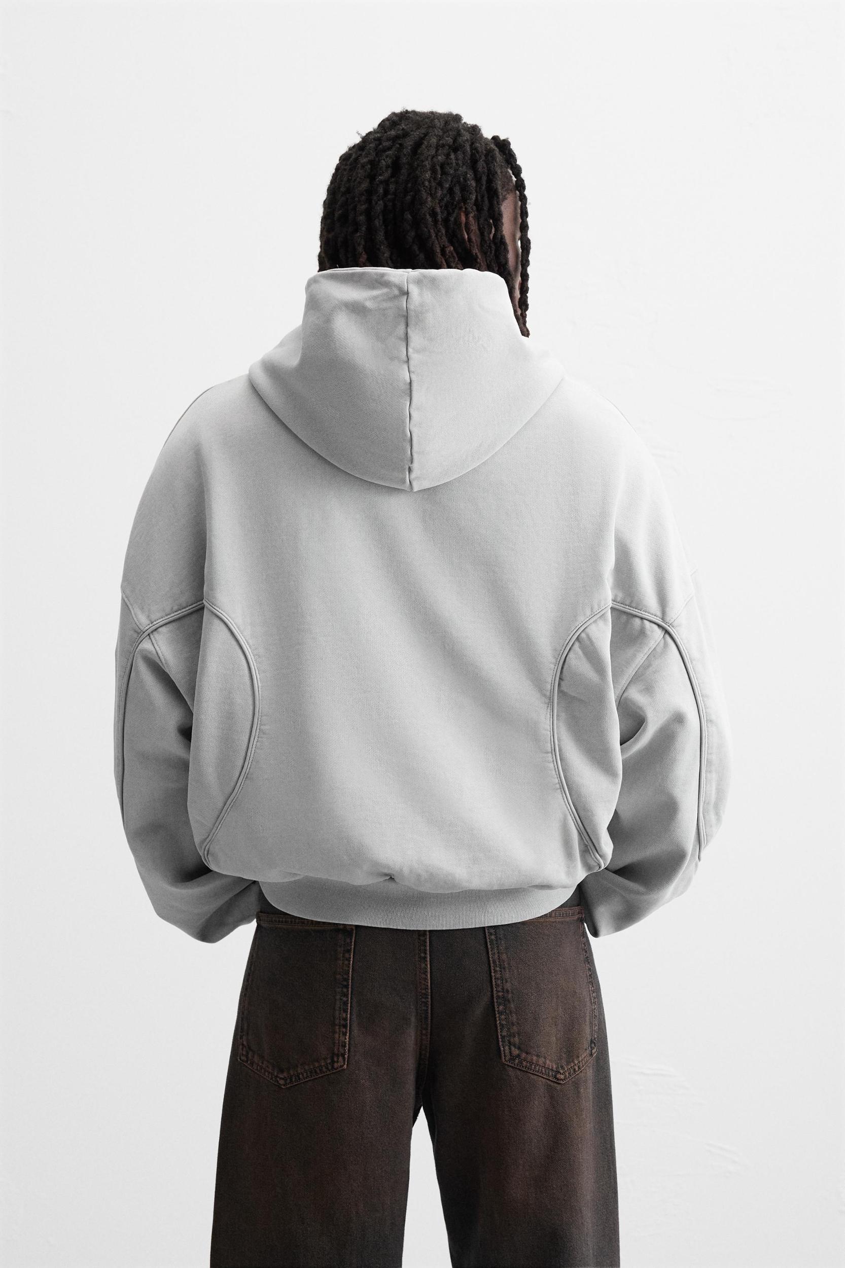 BOXY FIT SWEATSHIRT Product Image