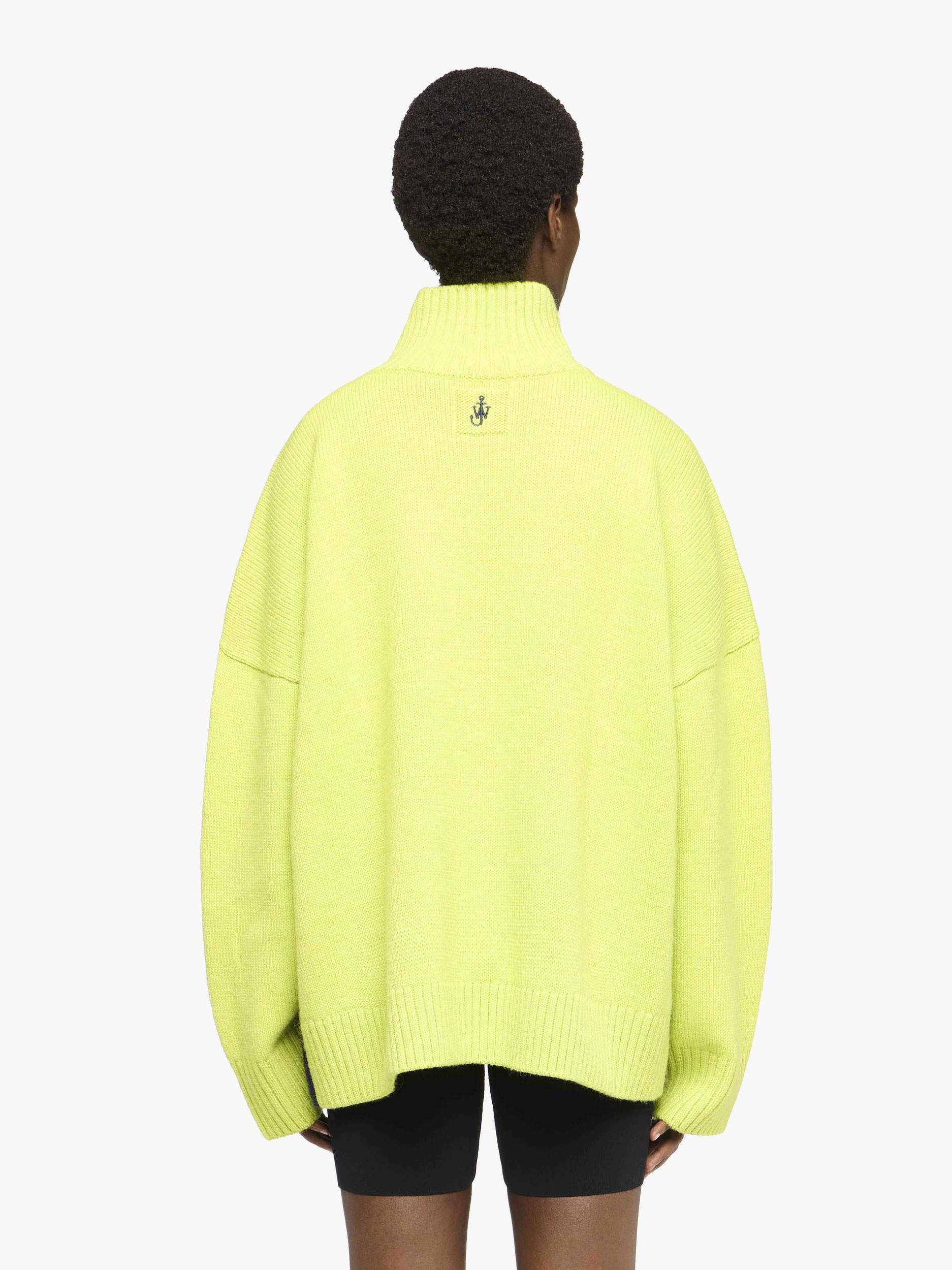DUAL TONE - PATCH POCKET TURTLENECK SWEATER Product Image