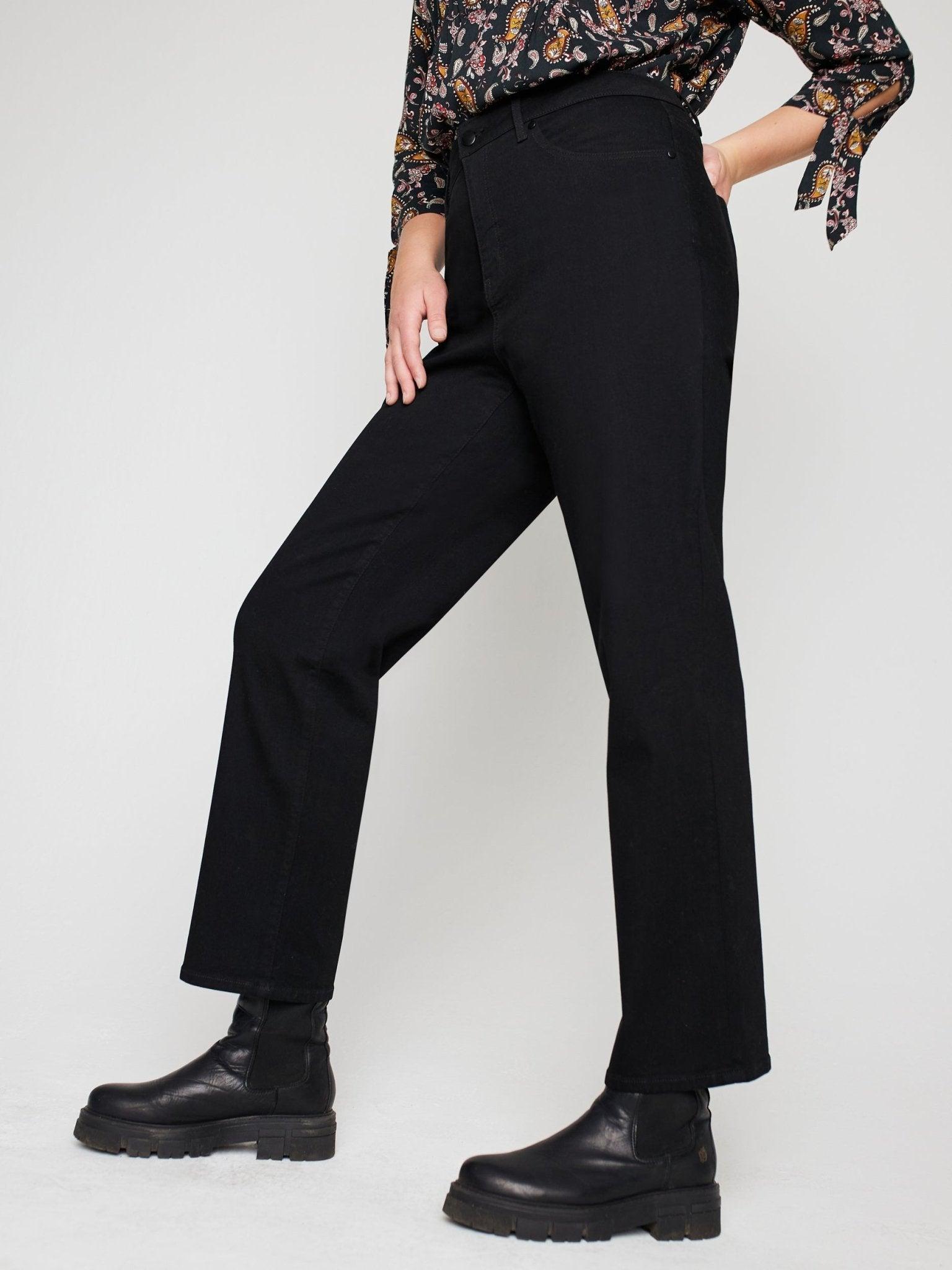 Westport Signature Black Straight Leg Jeans - Plus Female Product Image