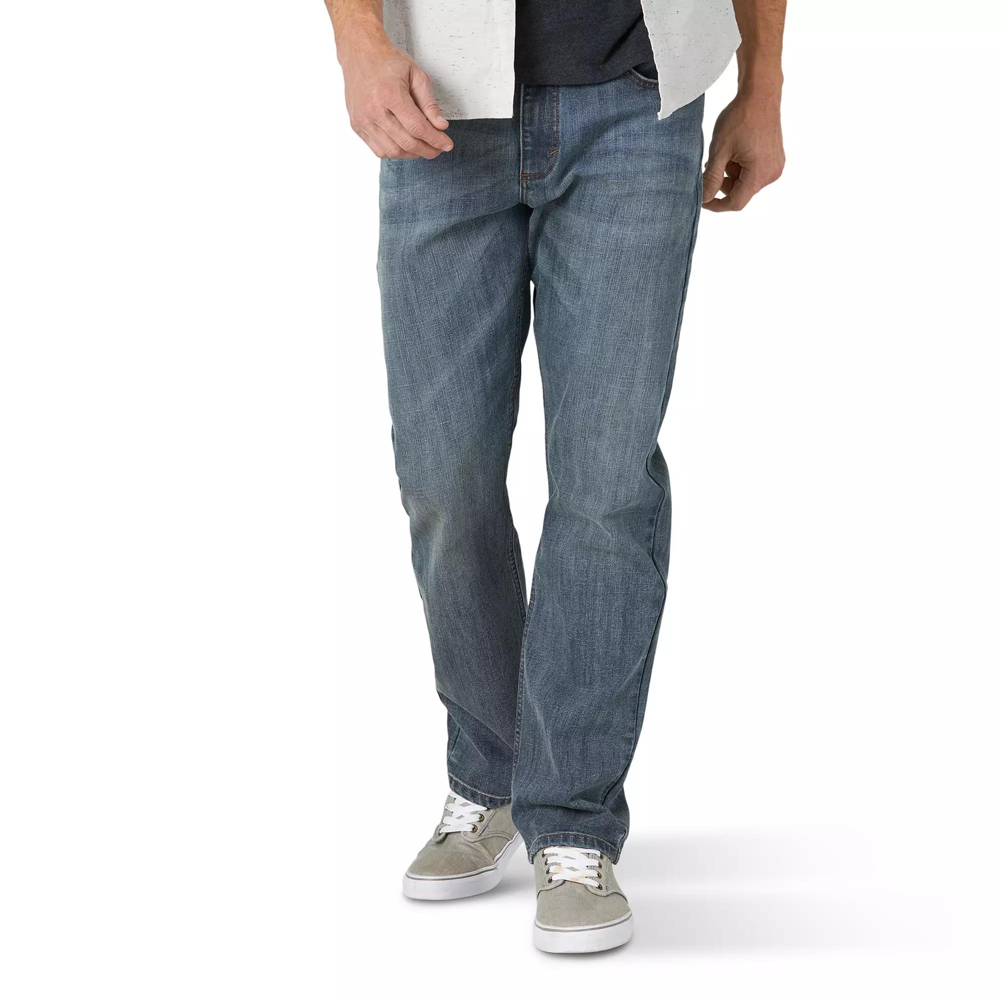 Men's Wrangler Athletic-Fit Stretch Jeans,  Product Image