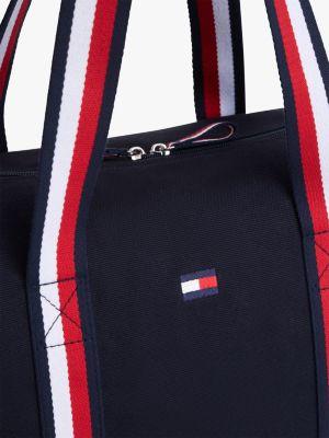 Signature Duffle Bag Product Image