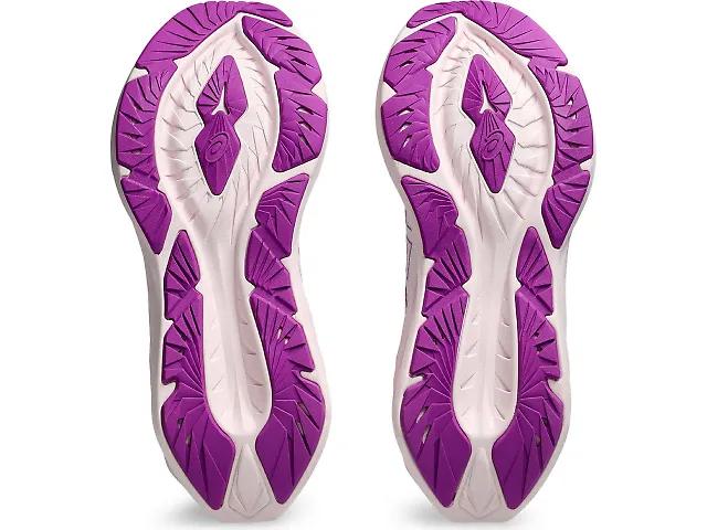 Women's | ASICS Novablast 4 Product Image