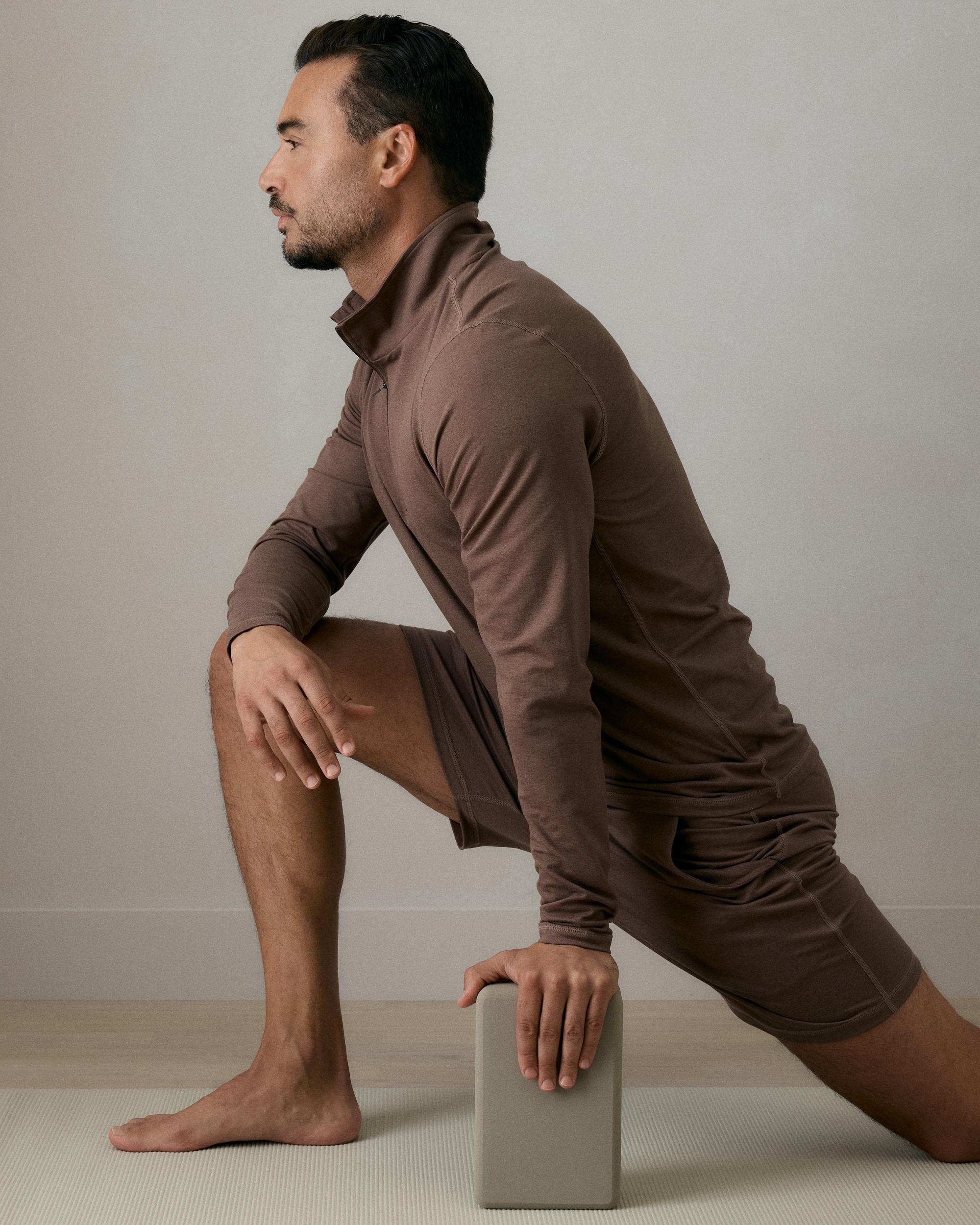 Quince | Men's Flowknit Performance Half-Zip Recycled Polyester Product Image