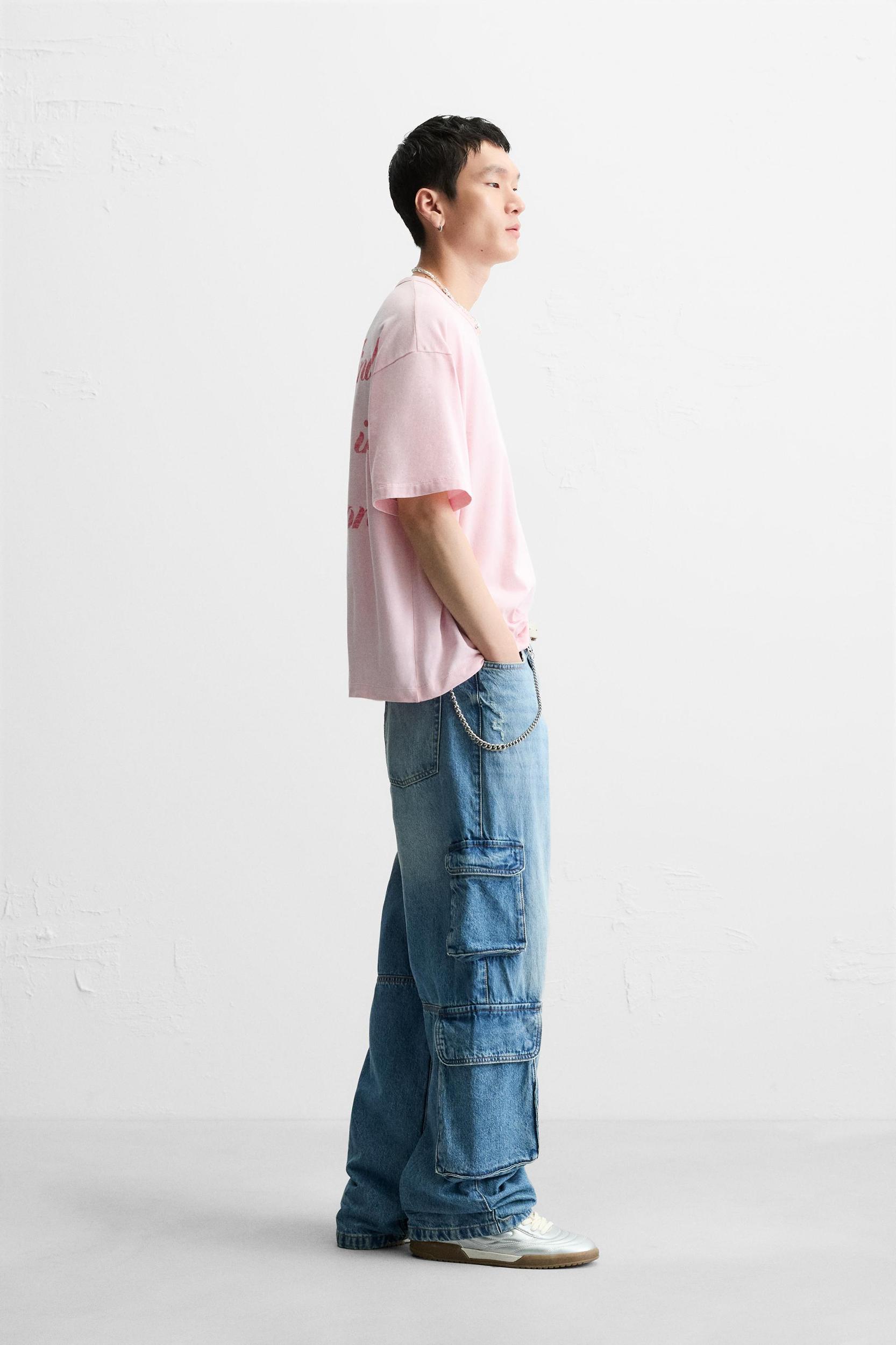 PRINTED TEXT T-SHIRT Product Image