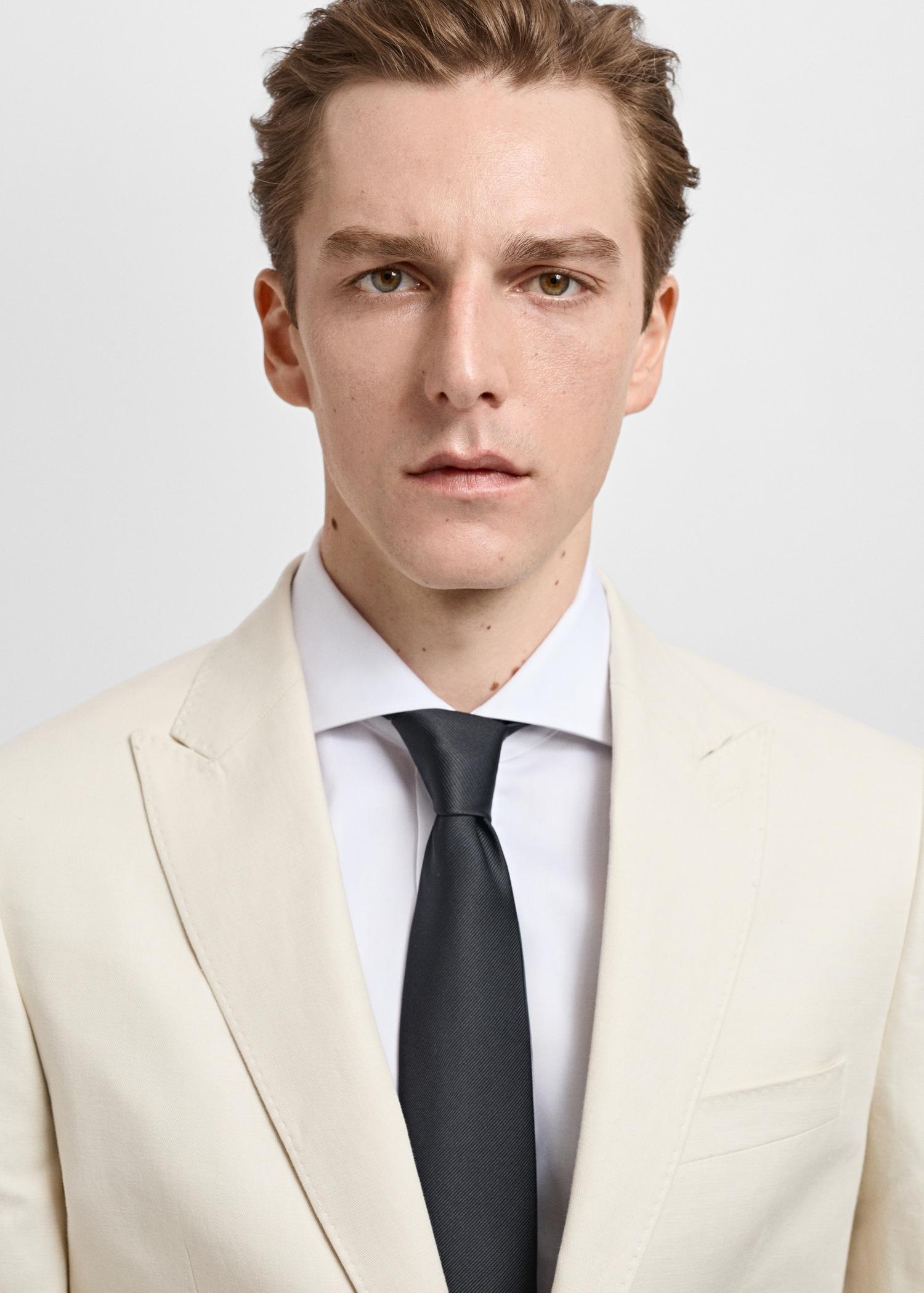 Slim-fit linen suit blazer - Men | MANGO USA Product Image
