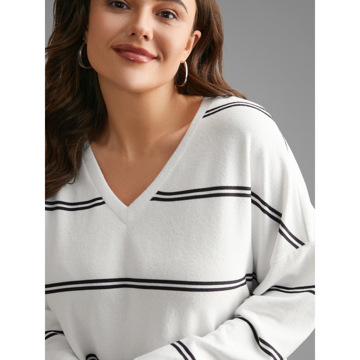 Plus Size V Neck Contrast Striped Drop Shoulder T-shirt Originalwhite Women Casual Contrast V-neck Everyday T-shirts BloomChic 12/L Product Image