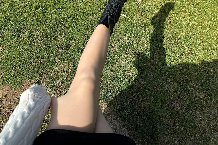 Sheer Tights / Stirrup Leggings / Leggings Product Image