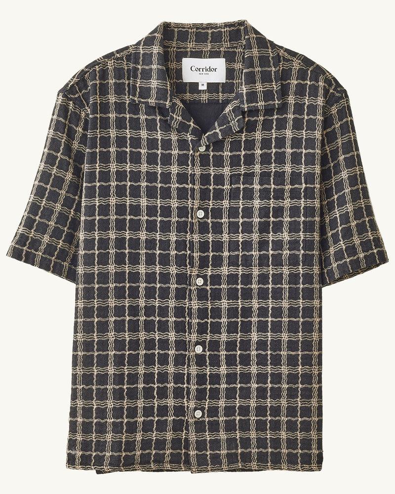 Wavy Linen SS - Black Product Image