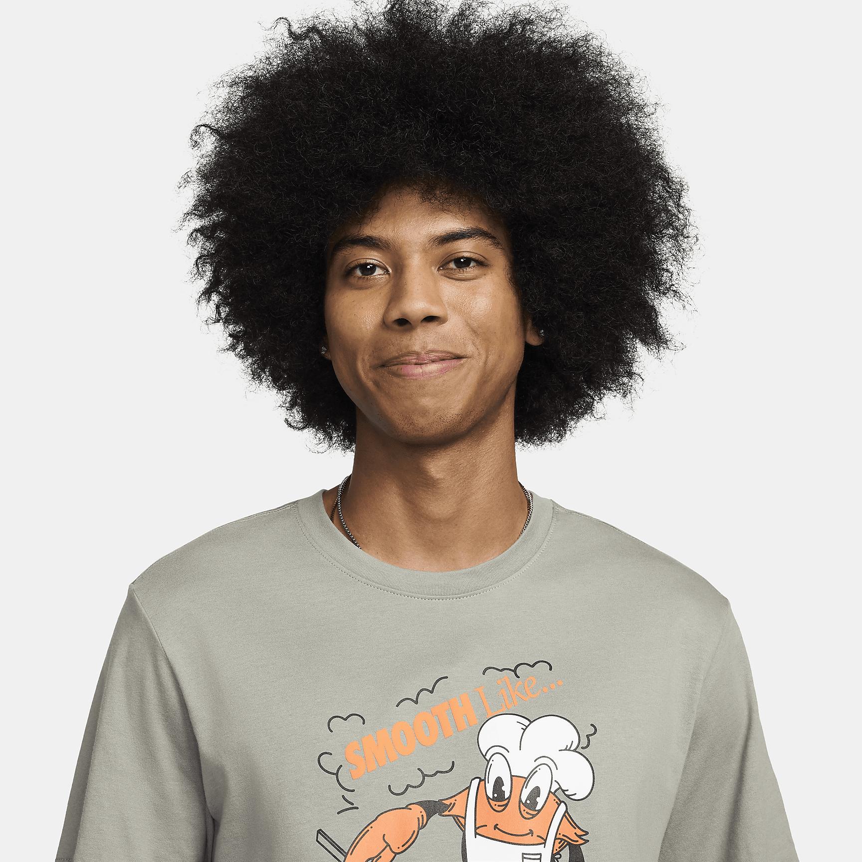 Men's Nike Sportswear T-Shirt Product Image