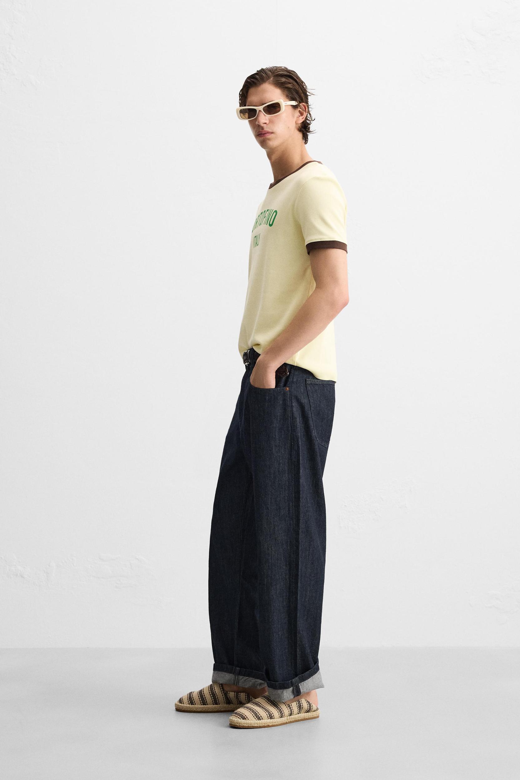 CONTRAST TEXT RIBBED T-SHIRT Product Image