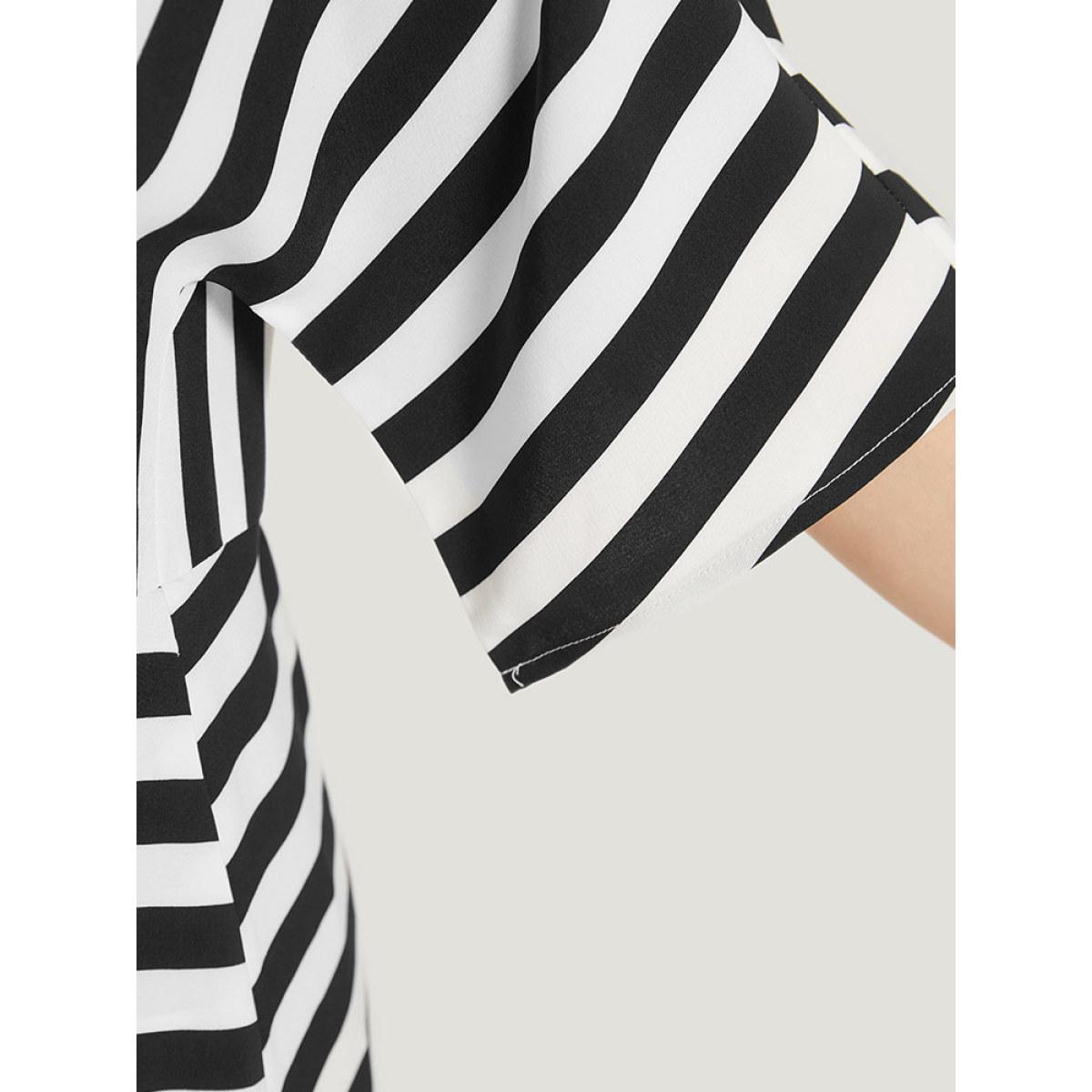 Plus Size Striped Ruffle Hem Pocket Open Front Kimono Women Black Elegant Ruffles Pocket Dailywear Kimonos BloomChic 14-16/1X Product Image