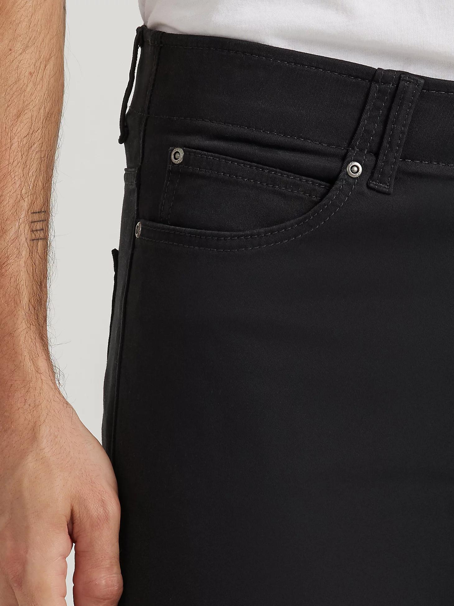 Men's Extreme Motion Slim Straight Jean | Lee® Product Image