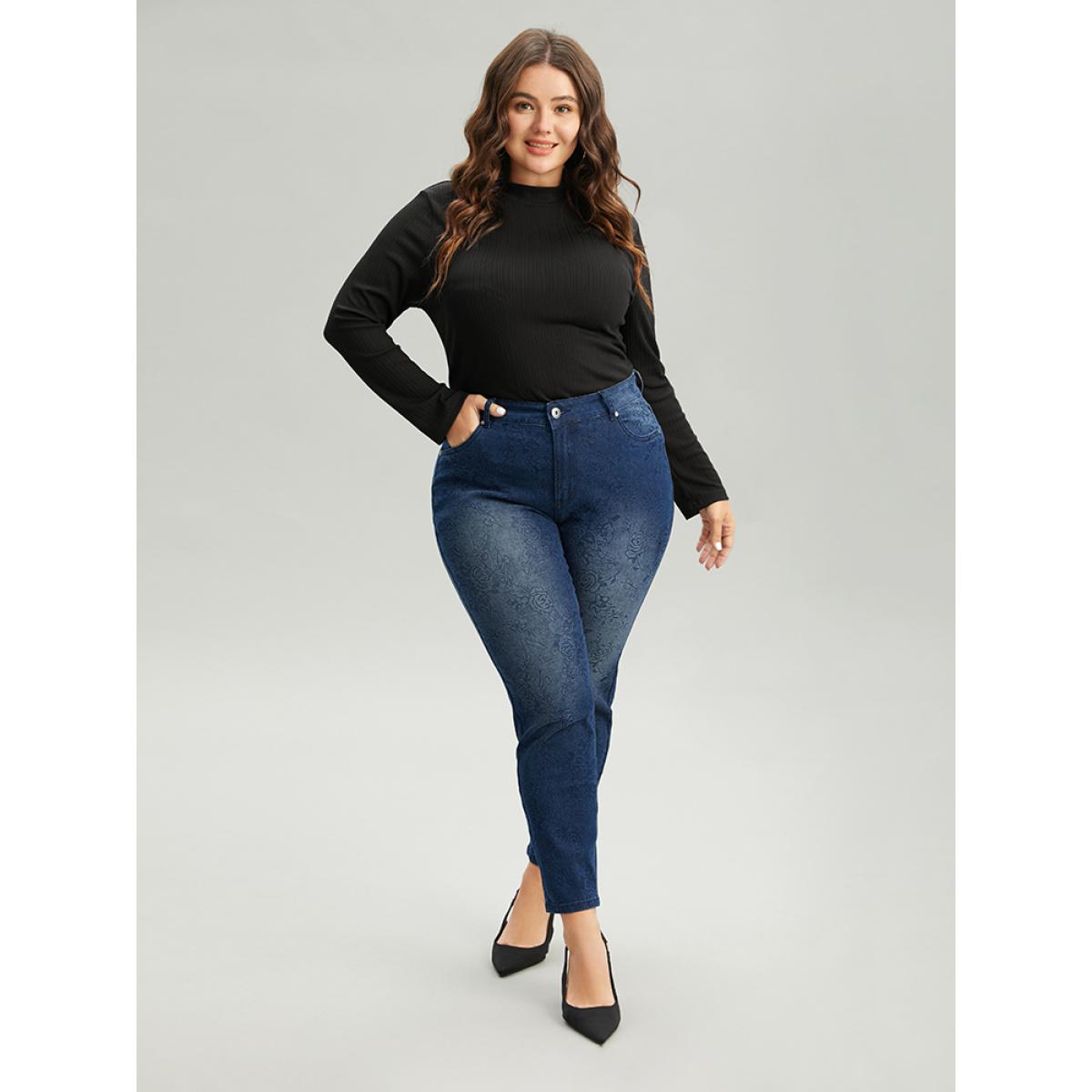 Plus Size Very Stretchy Rose Print Dark Wash Jeans Women DarkBlue Casual Floral Zipper High stretch Pocket Jeans BloomChic 14/1X Product Image