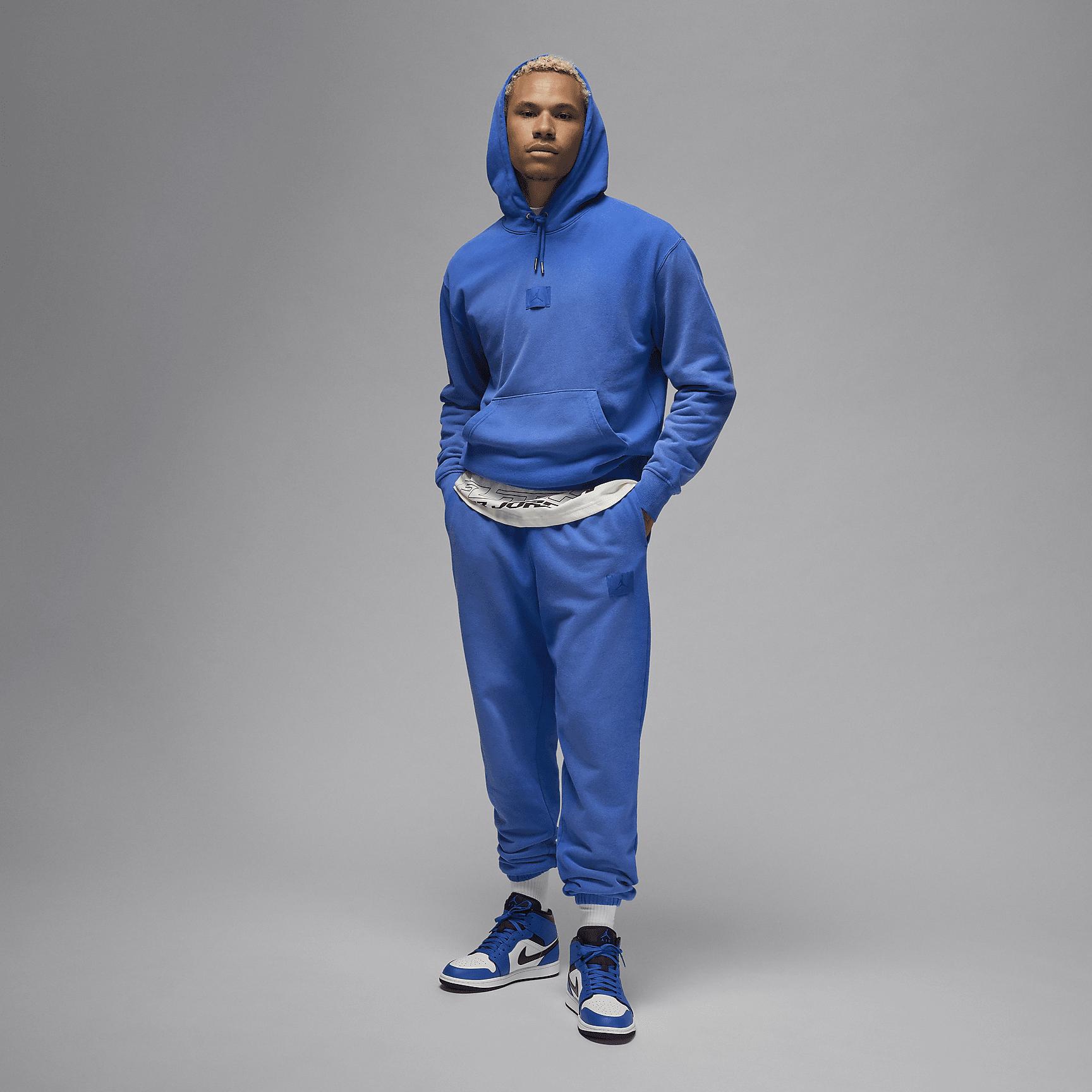 Air Jordan 1 Mid Men's Shoes Product Image