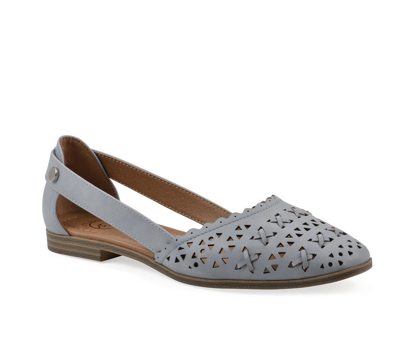 Women's White Mountain Nobler Flats Product Image