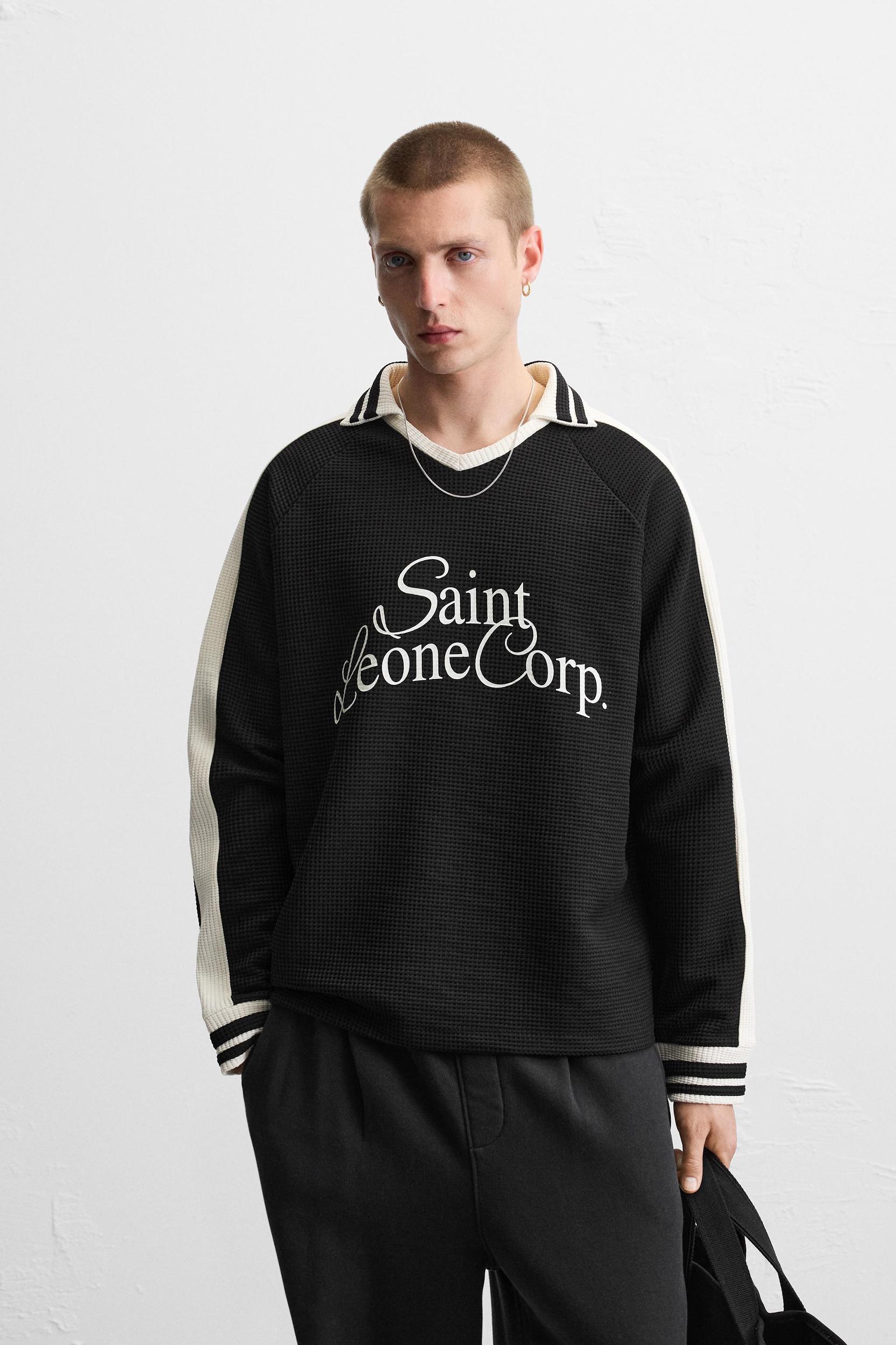 RETRO SOCCER TEXTURED SWEATSHIRT Product Image