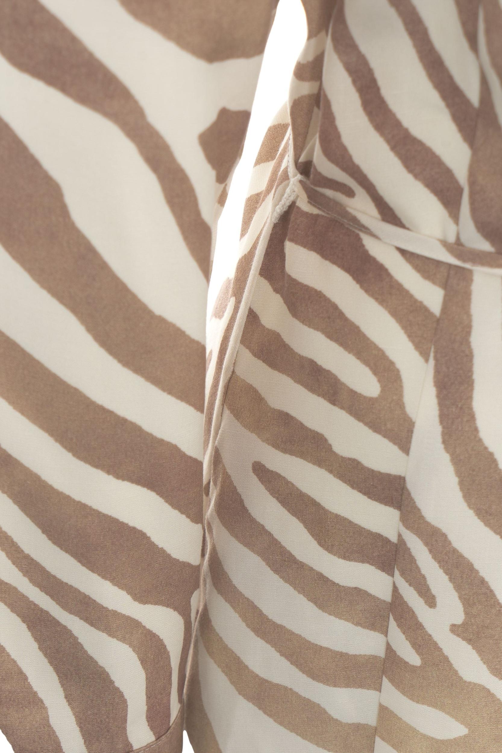 Maxi dress with animal print Product Image