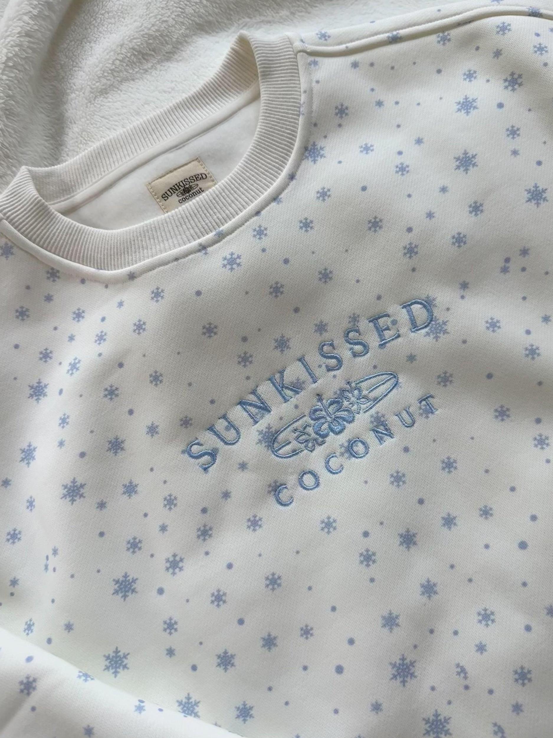 Snowflake Sunkissedcoconut Embroider Sweatshirt Product Image