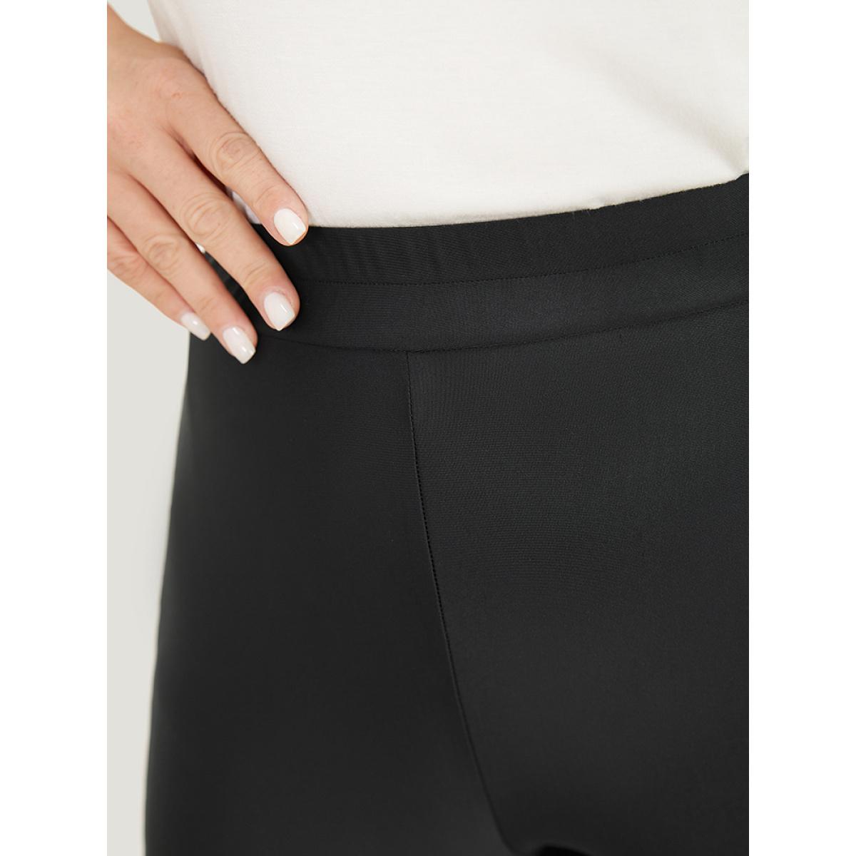 Plus Size Solid Crochet Lace High Rise Cropped Leggings Women Black Elegant High stretch Bodycon High Rise Dailywear Leggings BloomChic 14-16/1X Product Image