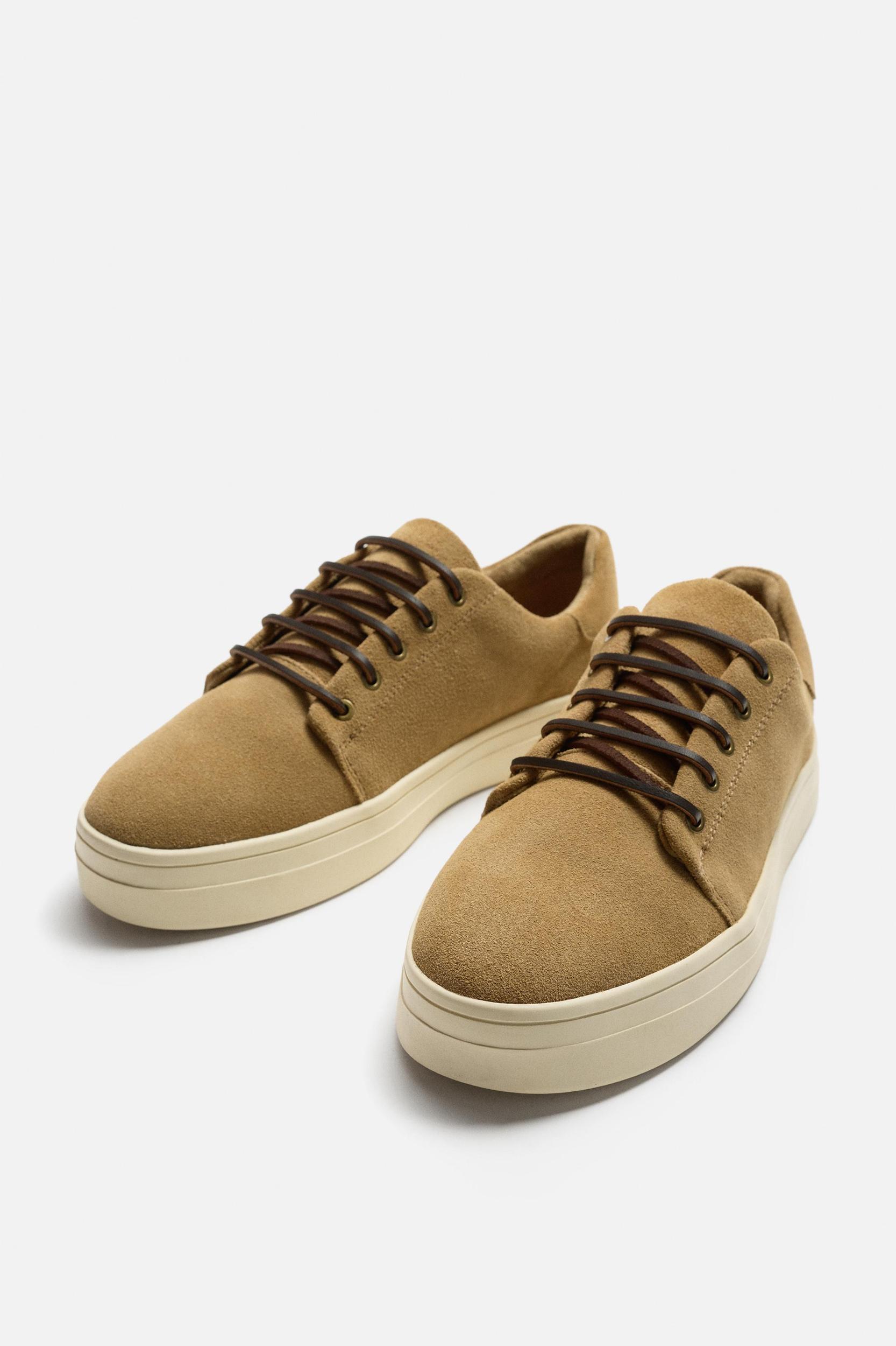 CASUAL LEATHER SNEAKERS Product Image