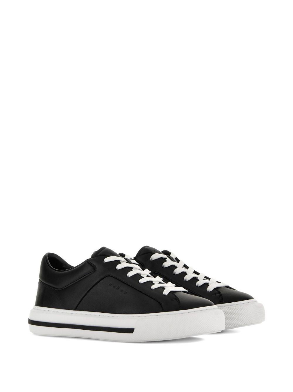 H691 sneakers Product Image