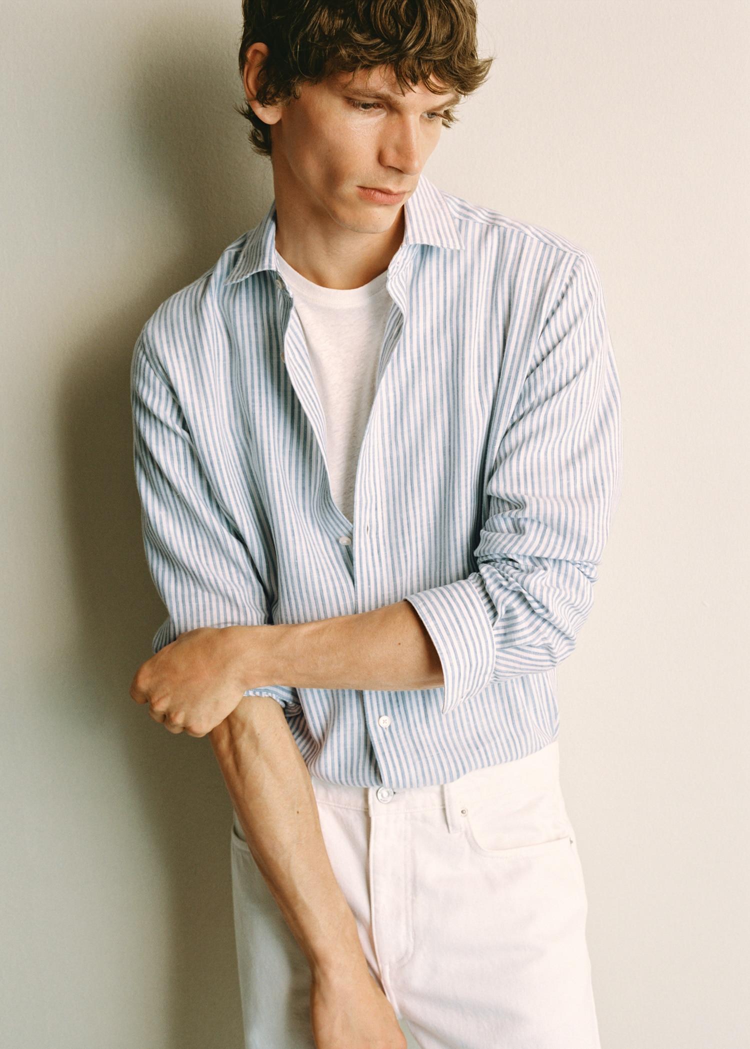 Regular fit striped linen shirt - Men | MANGO USA Product Image