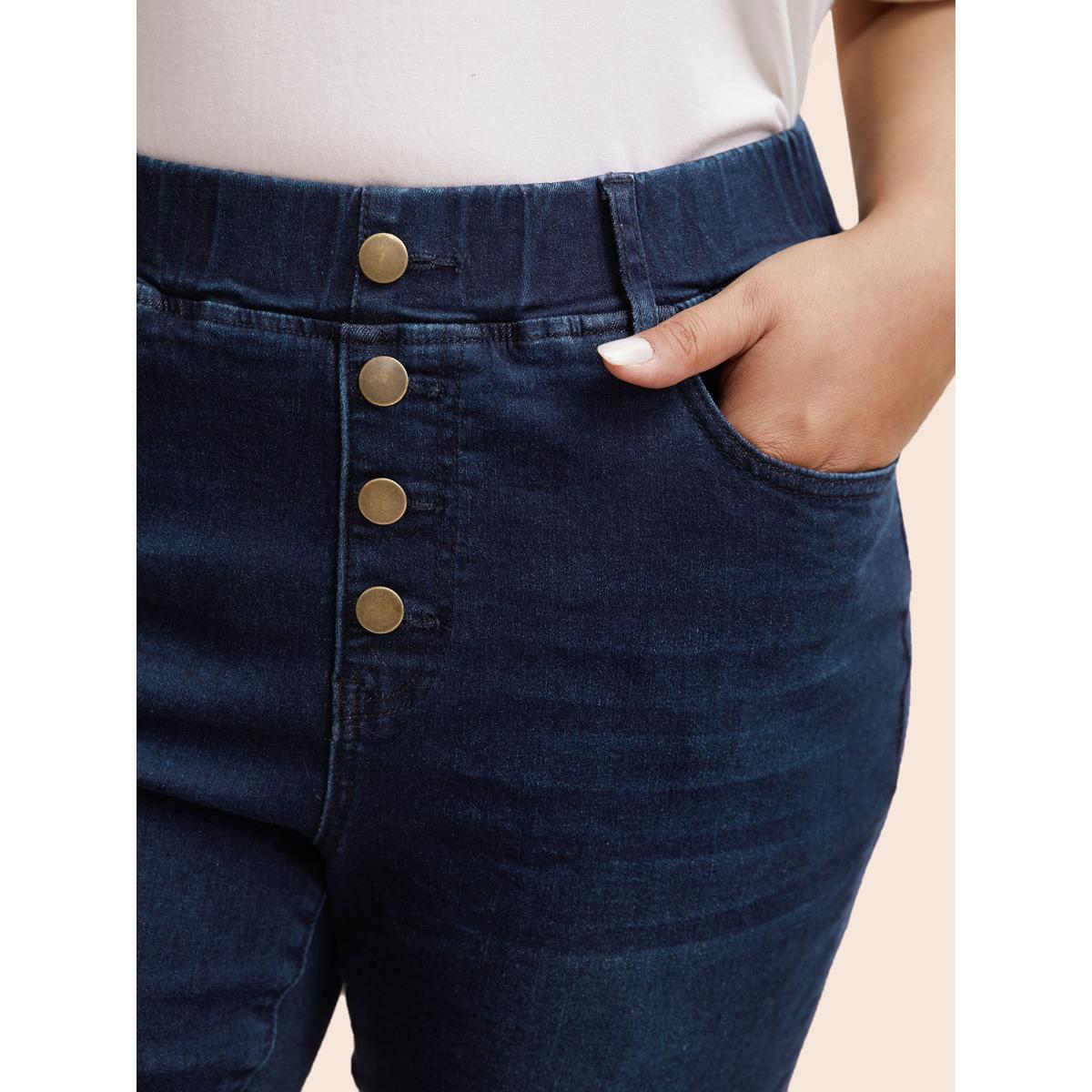Plus Size High Stretch Elastic Waist Split Side Jeans Women Denimindigo Button High stretch Everyday Slanted pocket Casual Denim Shorts BloomChic 20/2X Product Image