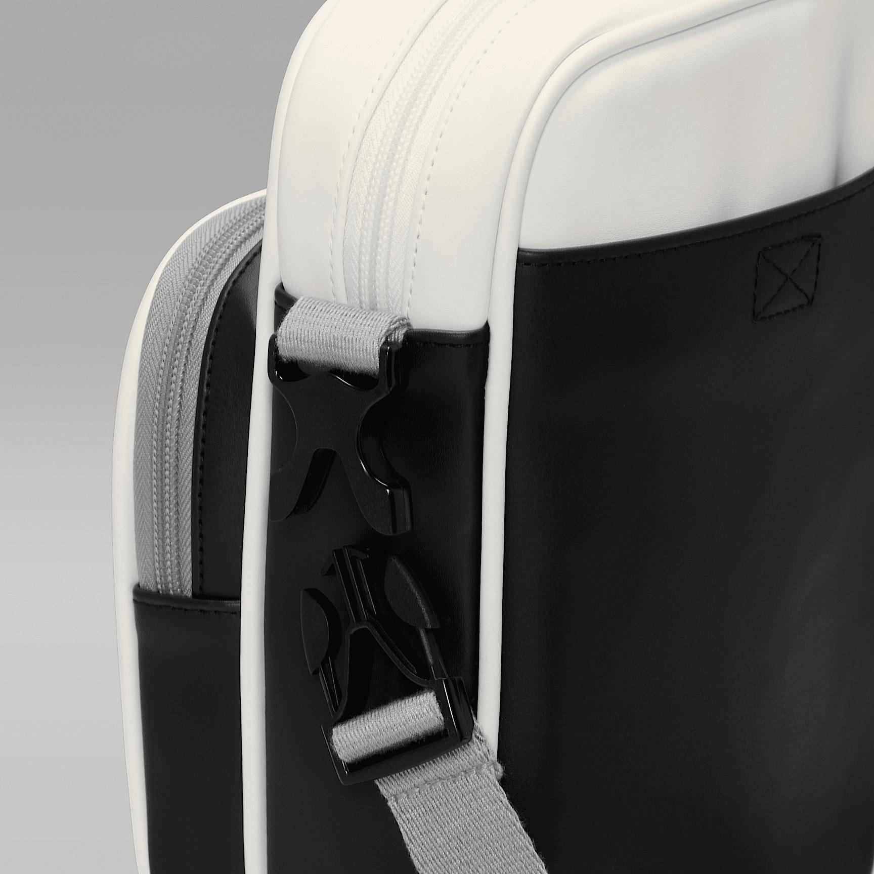 Jordan Jordan Retro Festival Bag - Adult Black/Red/Black Product Image