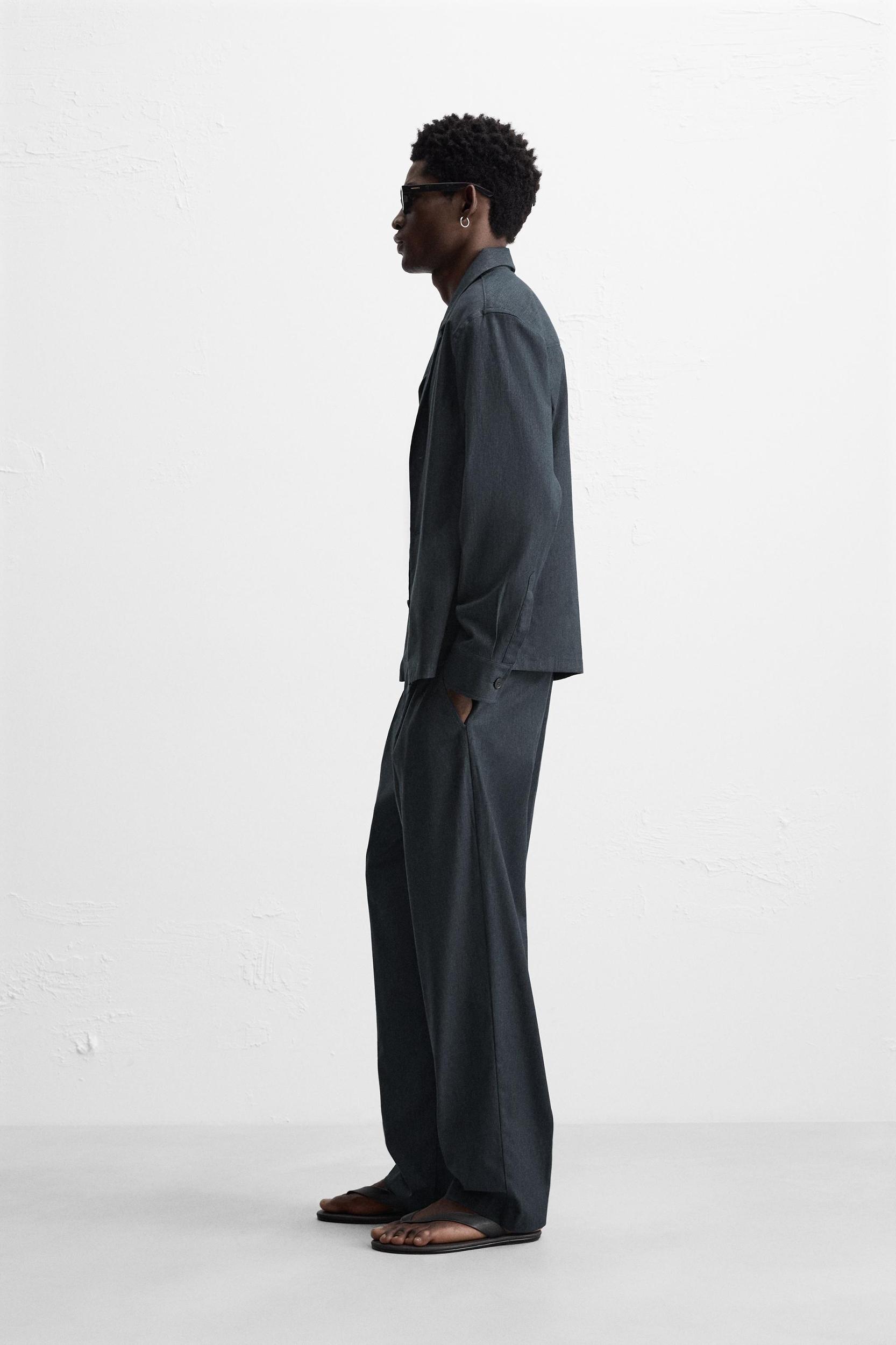 PLEATED REGULAR FIT PANTS Product Image