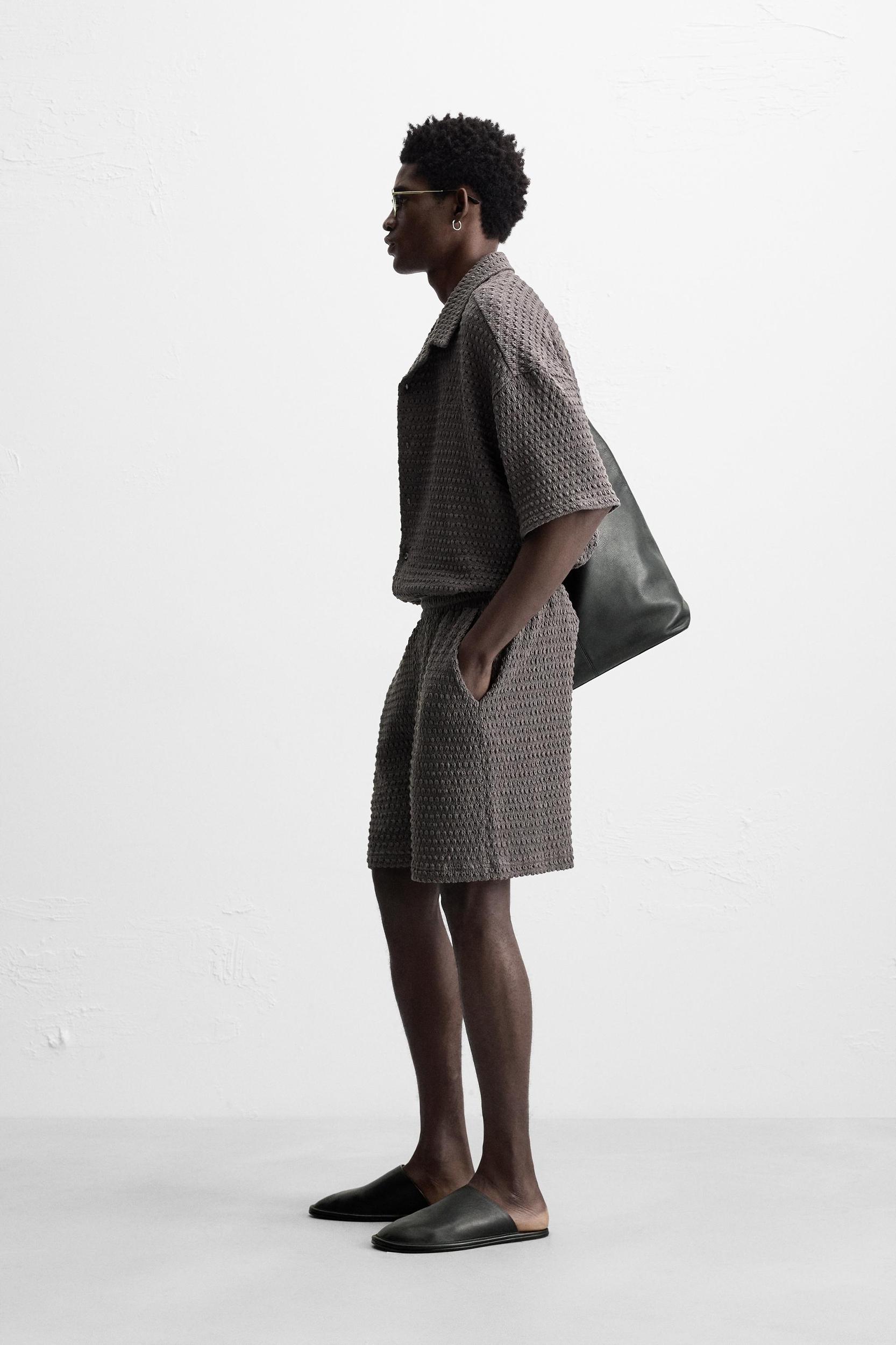 IRREGULAR TEXTURED BERMUDA SHORTS Product Image