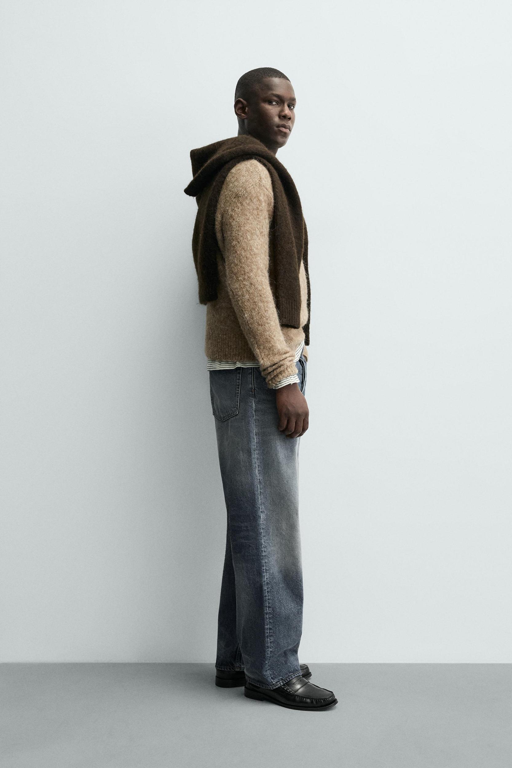 WOOL TEXTURED JUMPER Product Image