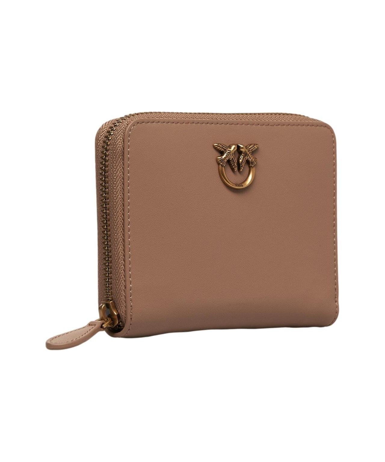 Wallet with logo 'Taylor' Product Image