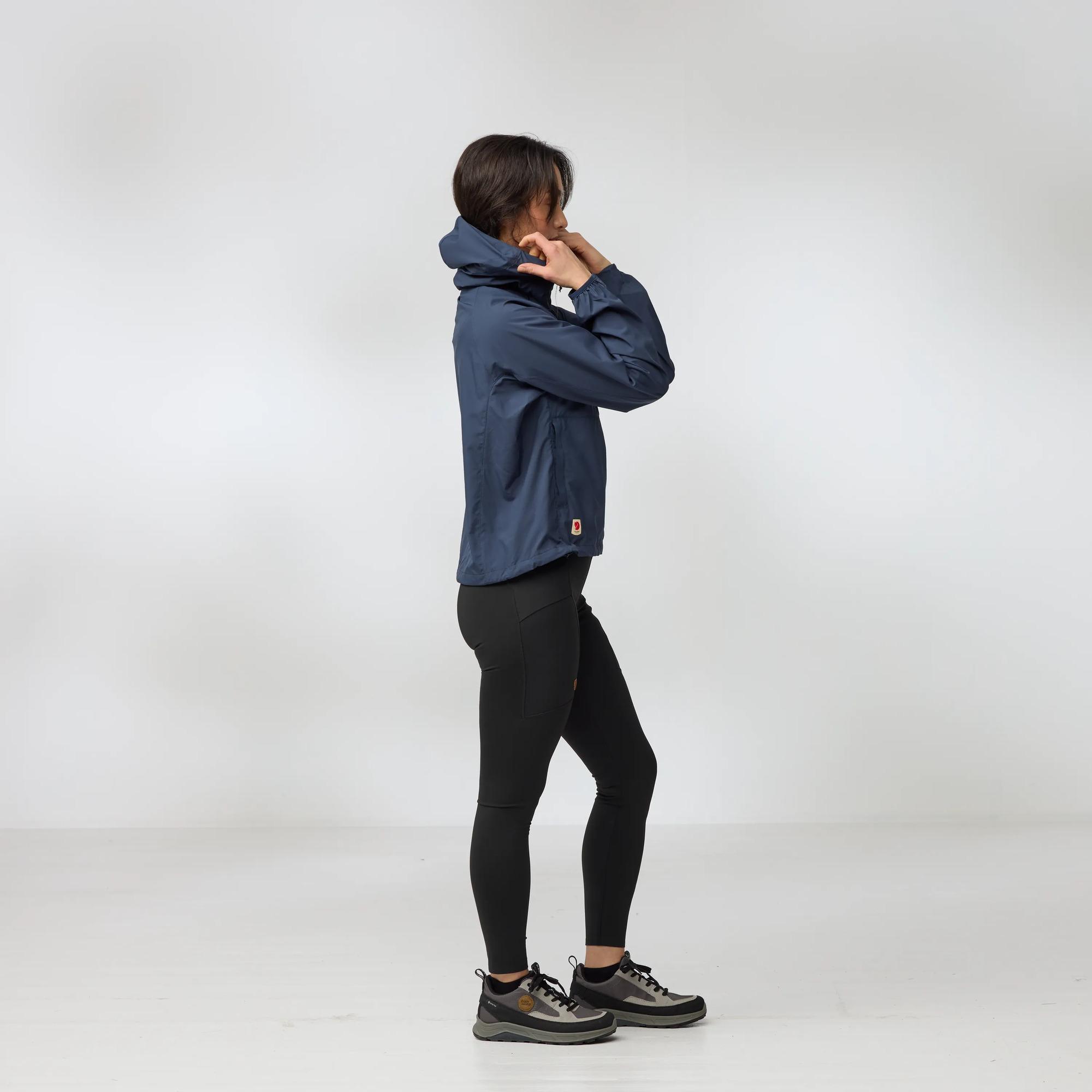 High Coast Short Wind Hoodie W Product Image