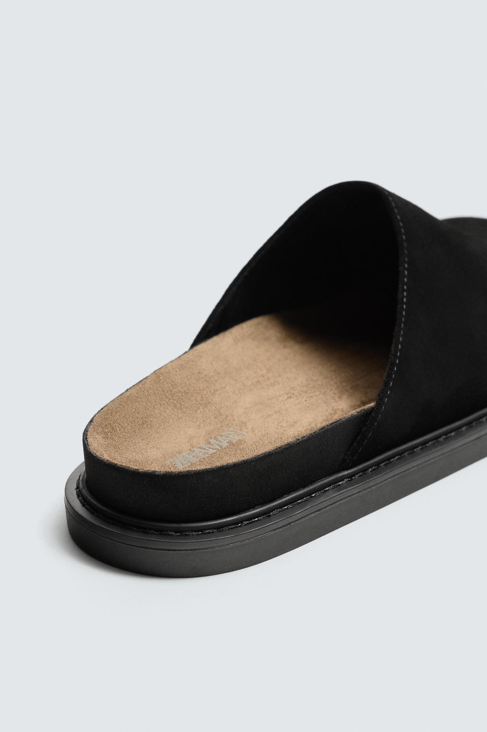 LEATHER CLOGS Product Image