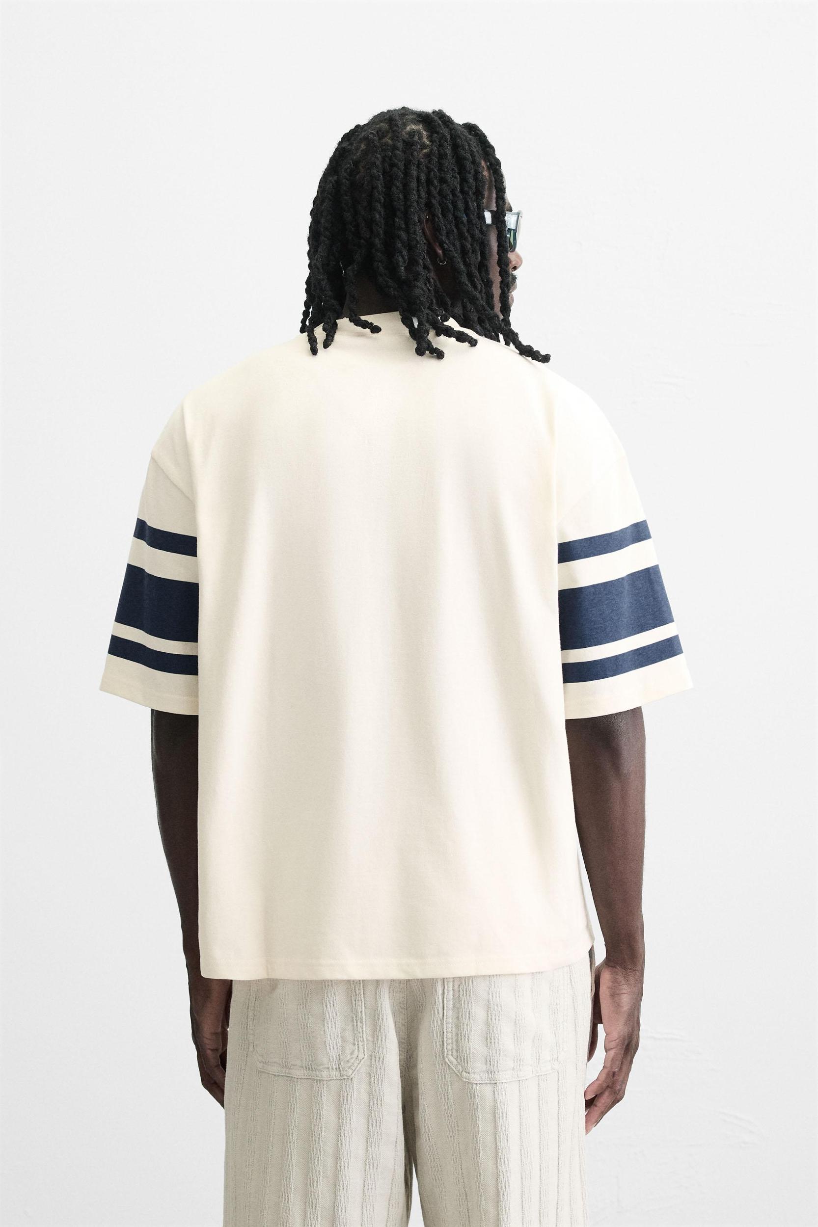 VARSITY PRINT T-SHIRT Product Image