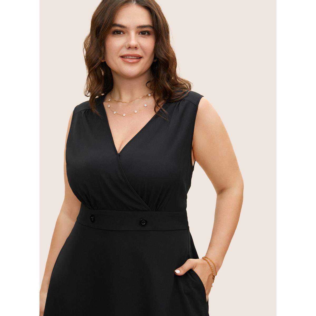 Plus Size V Neck Plain Split Hem Sleeveless Midi Dress Black Women At the Office Button V-neck Sleeveless Curvy BloomChic 14-16/1X Product Image