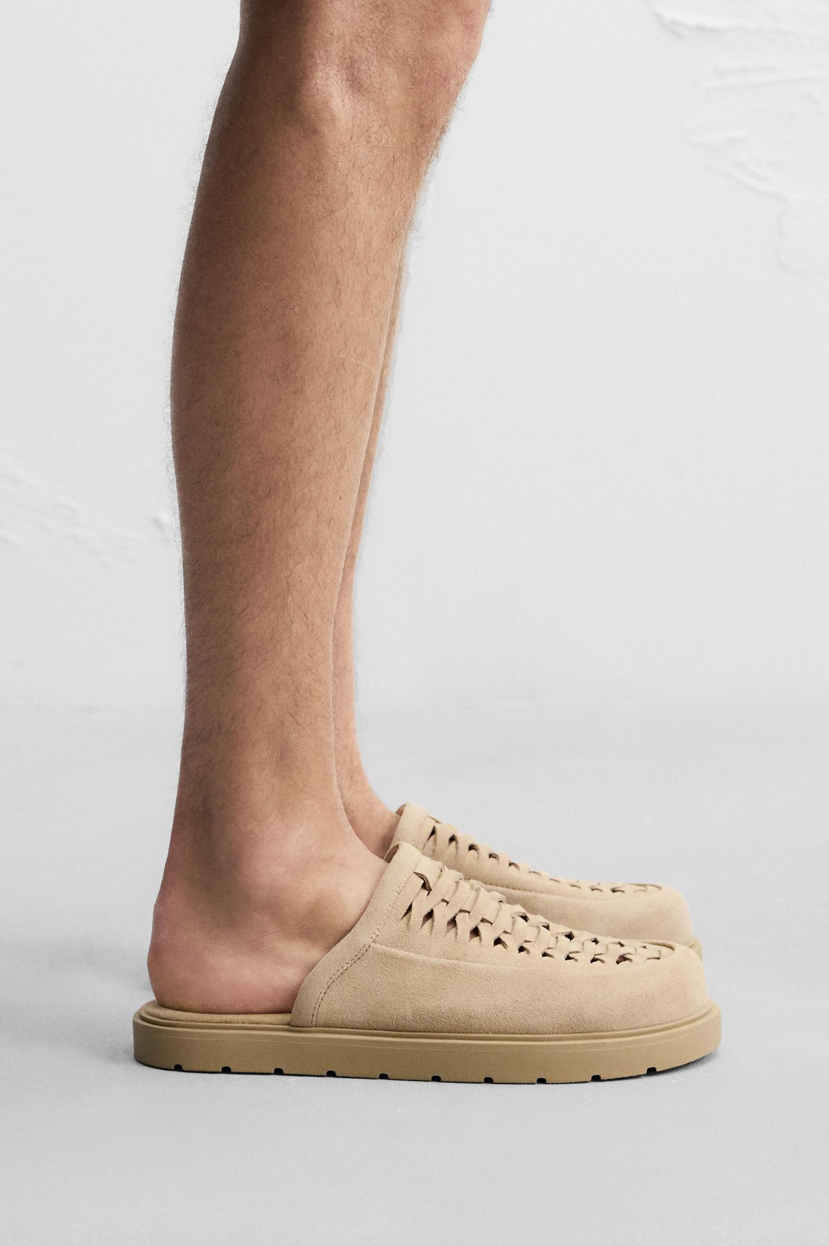 BRAIDED LEATHER CLOGS Product Image