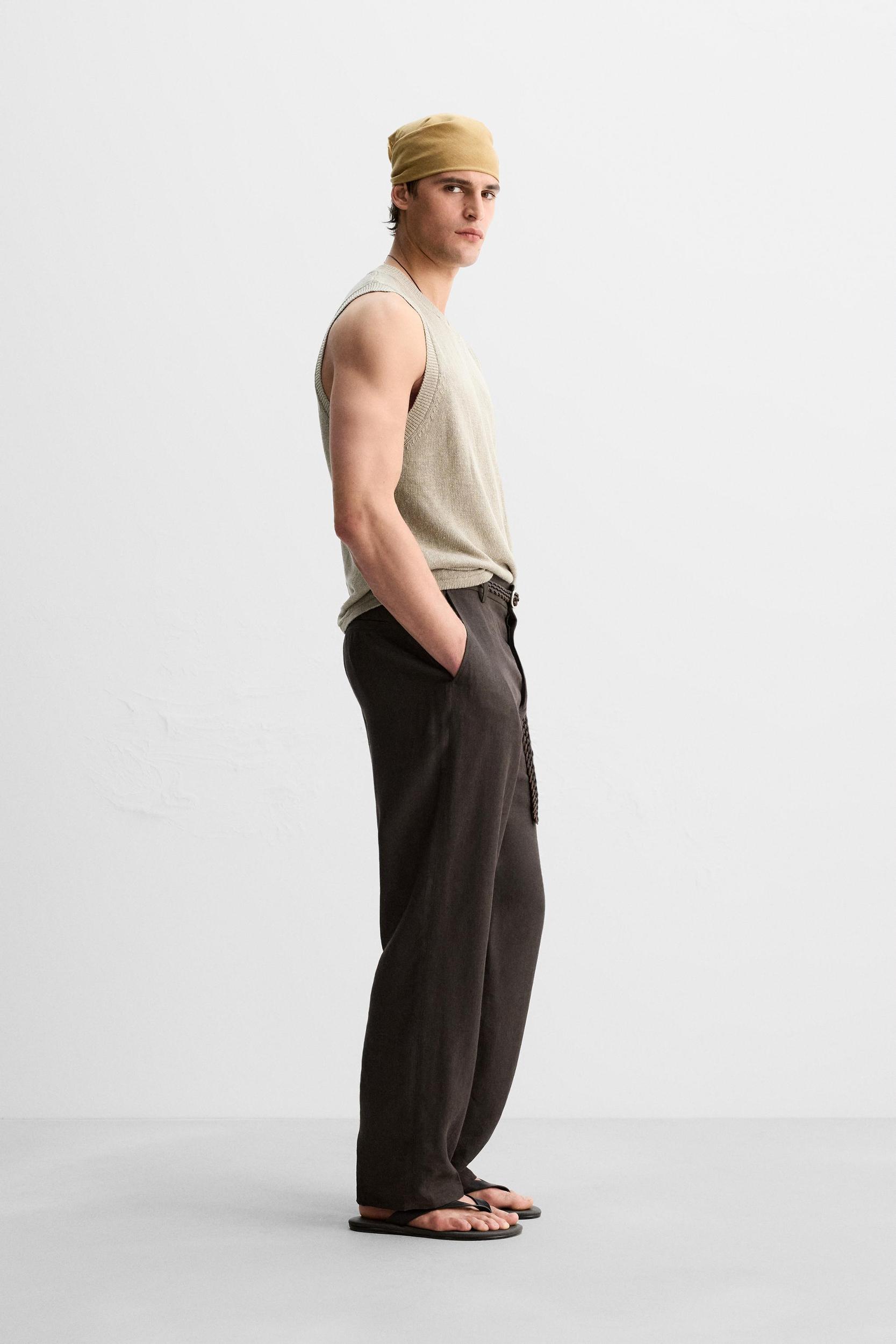 LIMITED EDITION 100% LINEN KNIT VEST Product Image