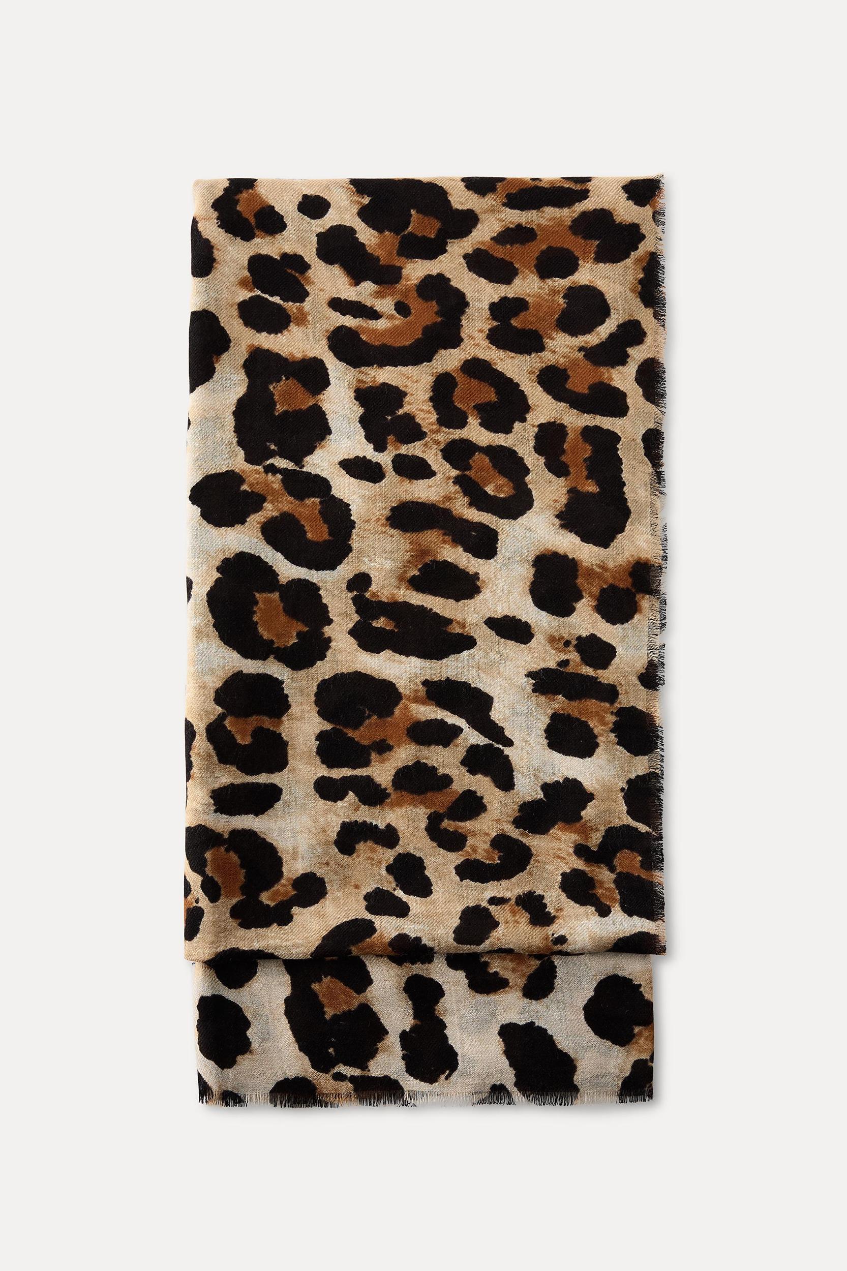 ANIMAL PRINT HANDKERCHIEF Product Image