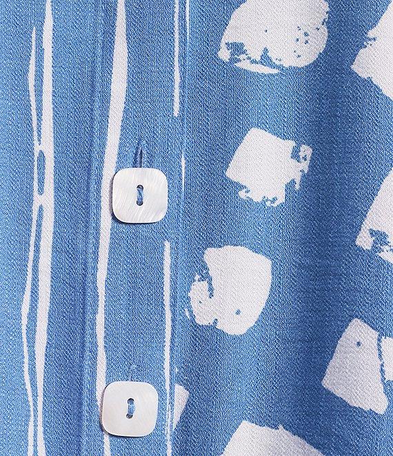 Ali Miles Printed Wire Collar 3/4 Sleeve Button-Front Tunic Product Image