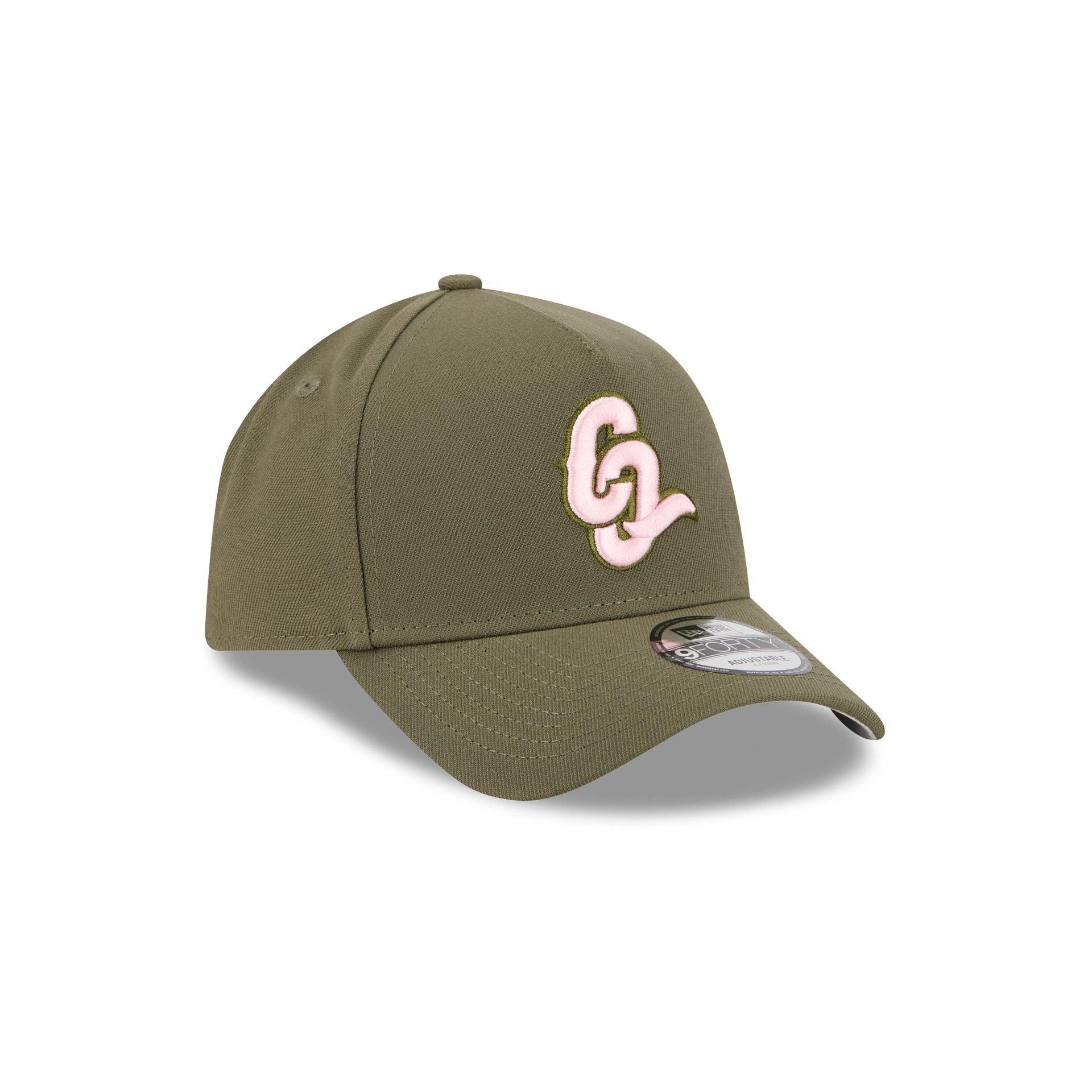 OVO x Chicago Sky 9TWENTY Adjustable Hat Male Product Image