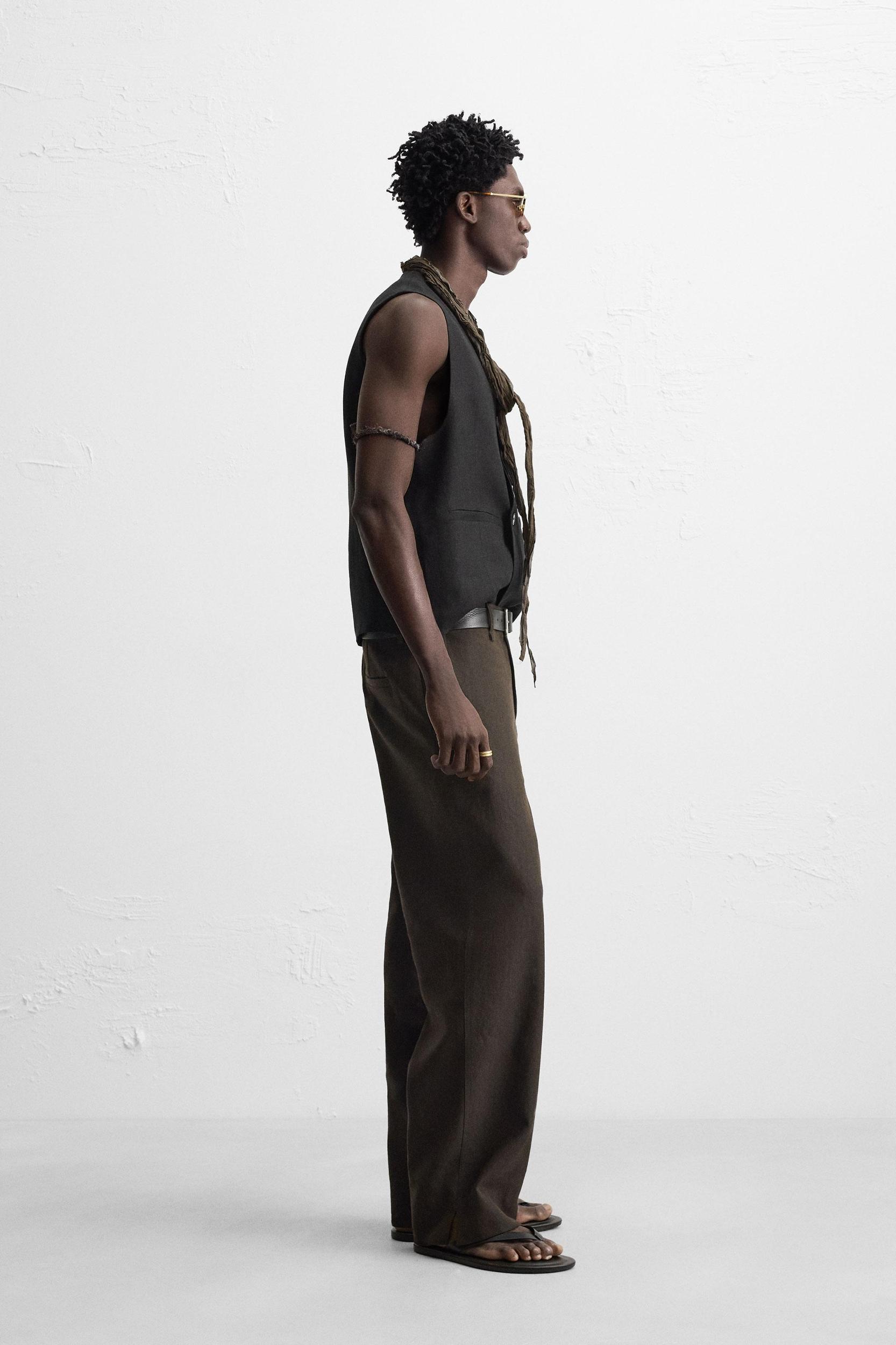 RELAXED FIT VENTED PANTS Product Image