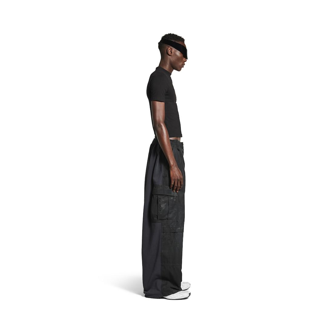 Men's Hybrid Large Fit Pants in Black/navy Product Image