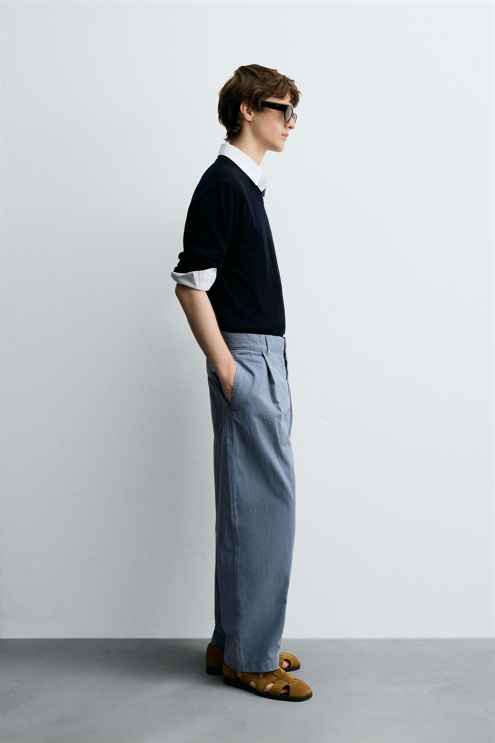PLEATED BALLOON FIT PANTS Product Image