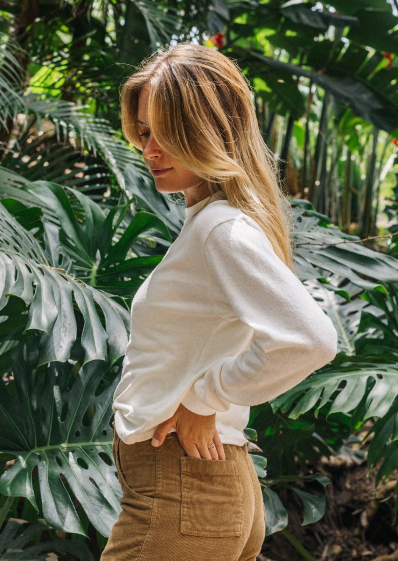 Cropped Long Sleeve Tee - Sale Colors Female Product Image