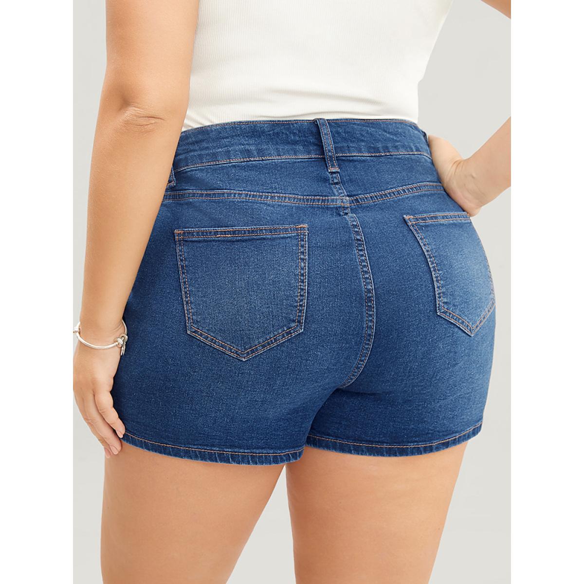 Plus Size Skinny Very Stretchy High Rise Dark Wash Contrast Denim Shorts Women Blue Casual Plain High stretch Pocket Jeans BloomChic 28/5X Product Image