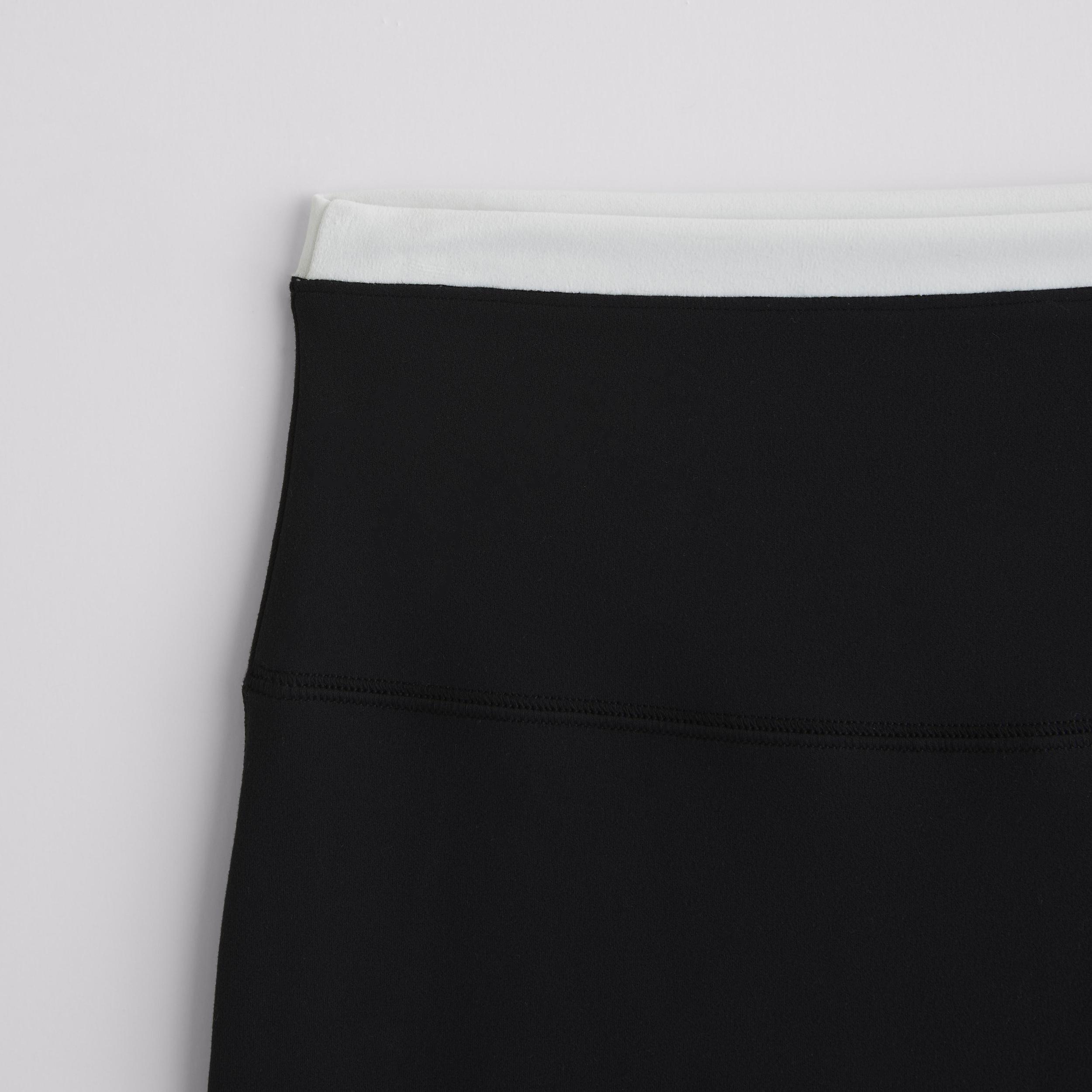 YPB studioFLEX Curve Love 7/8-Length Legging Product Image