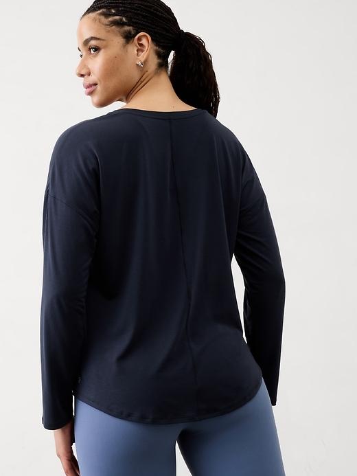 With Ease 2.0 Top Product Image