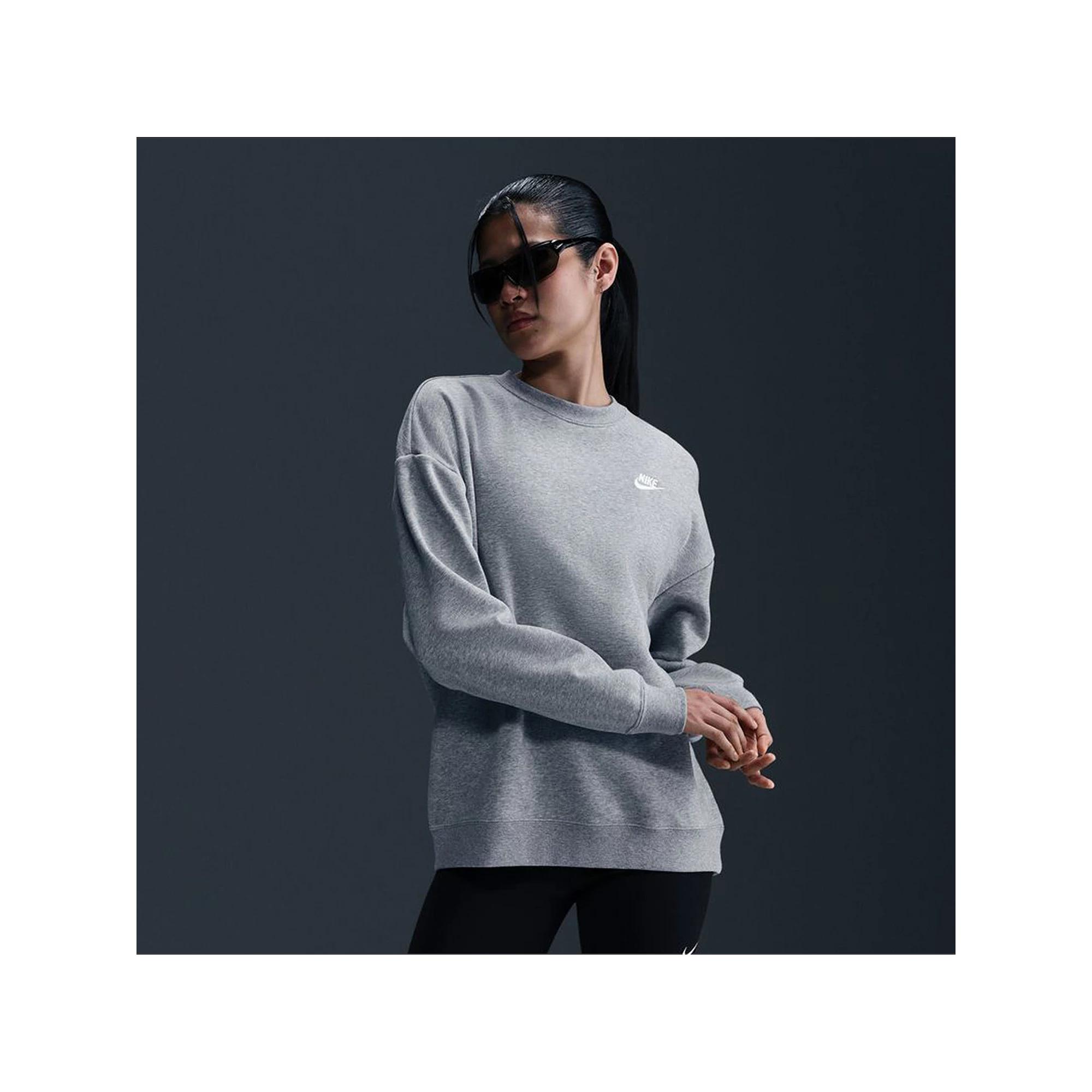 Womens Nike Sportswear Club Fleece Loose Crew-Neck Sweatshirt | HV2326-063 Product Image