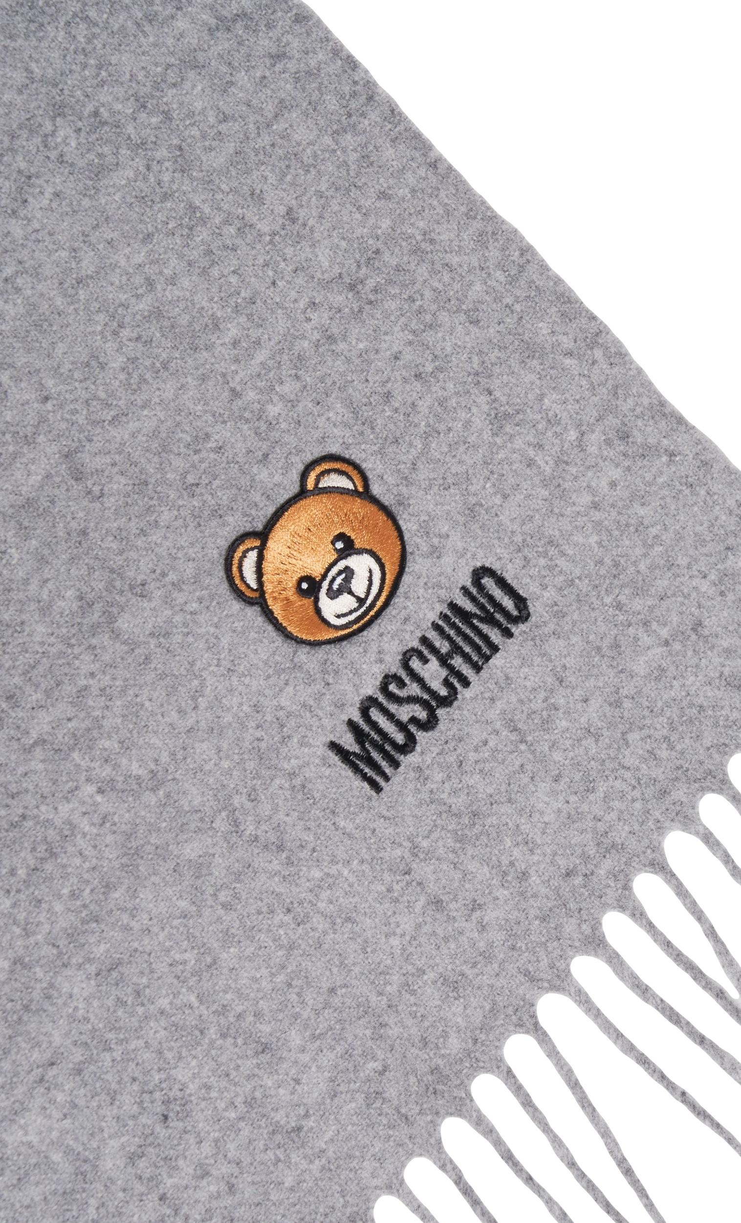 Scarf with fringes Product Image